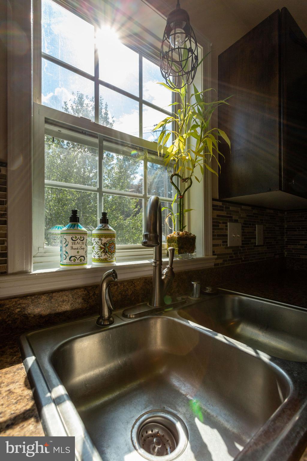 PARKVIEW MANOR - Residential