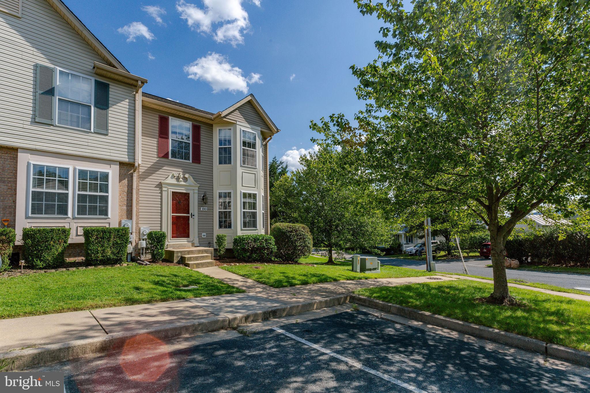 PARKVIEW MANOR - Residential