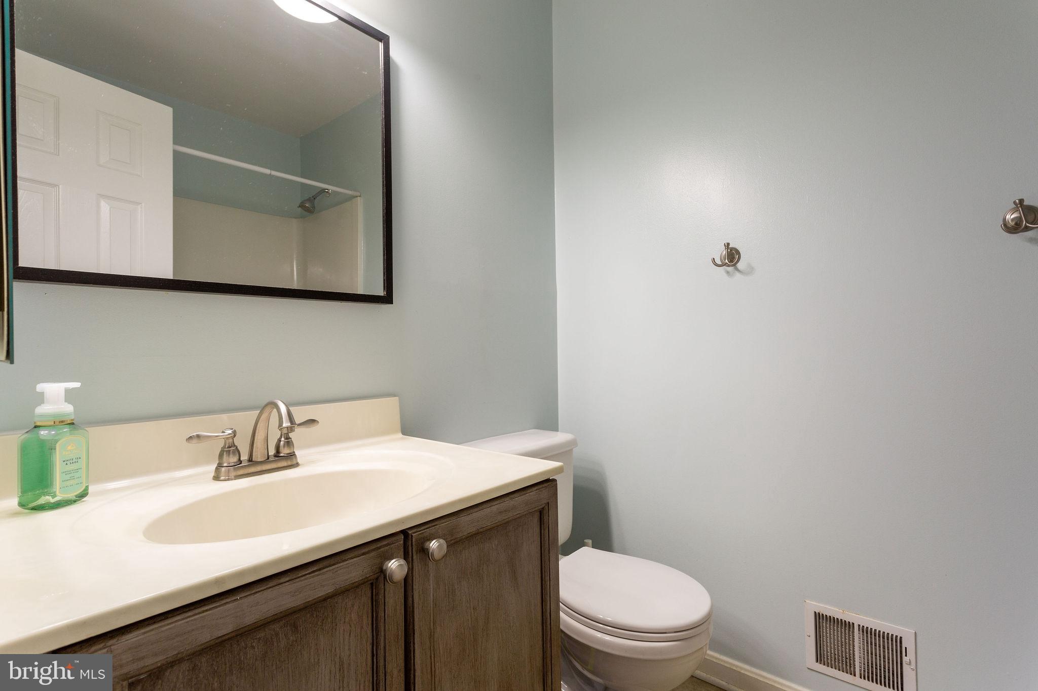 PARKVIEW MANOR - Residential