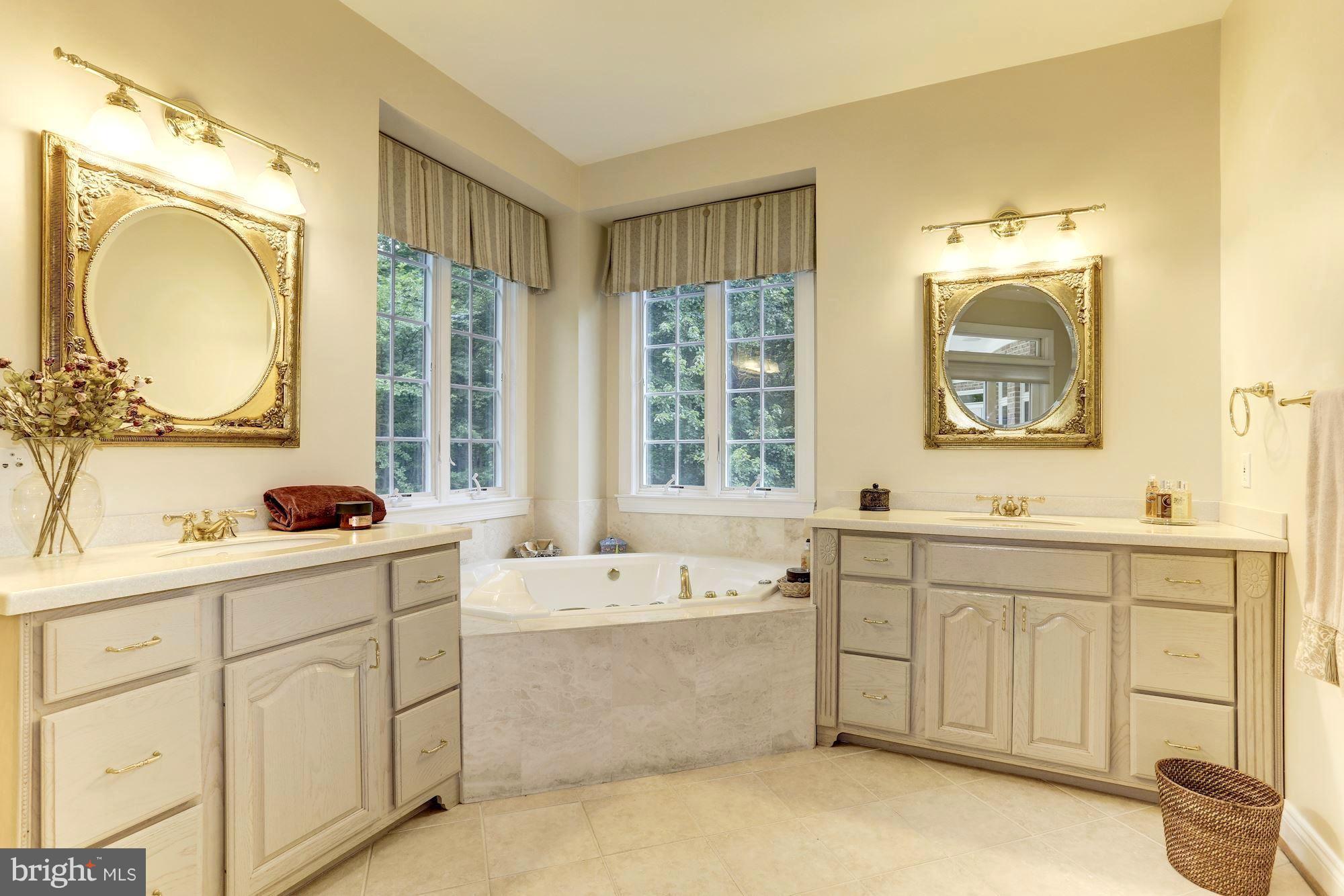 BELVOIR - Residential