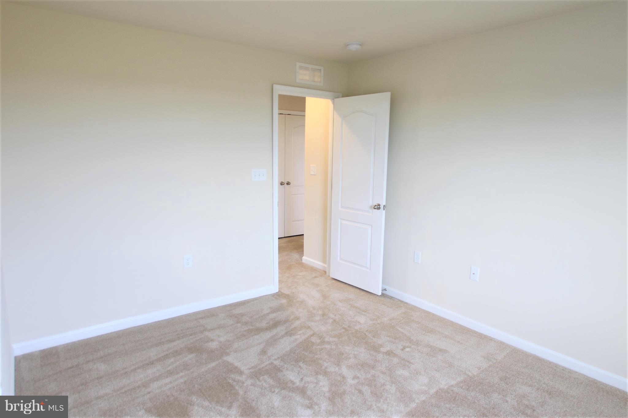 RIDGES OF TUSCARORA - Residential