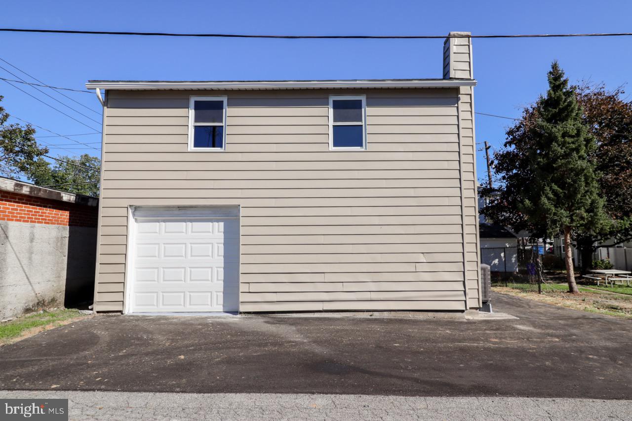 HUMMELSTOWN - Residential