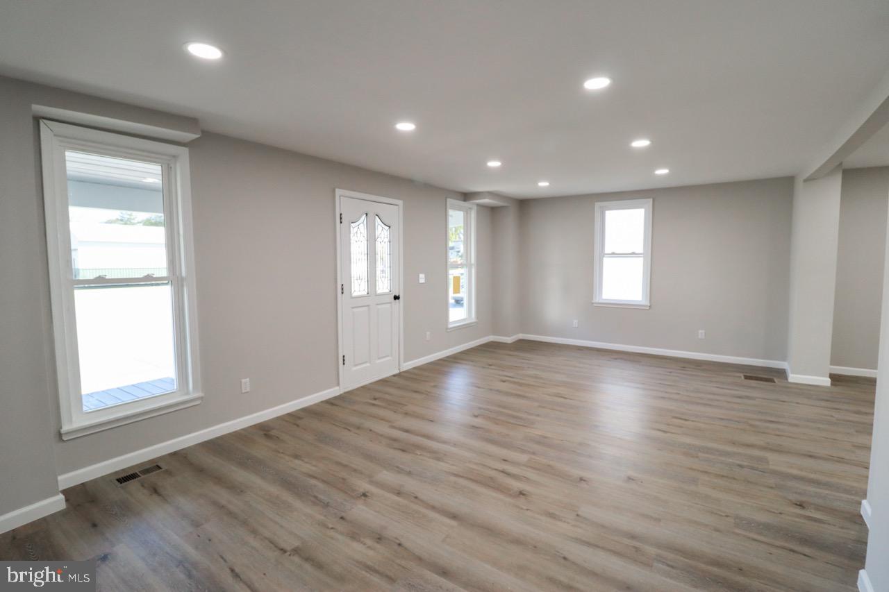 HUMMELSTOWN - Residential