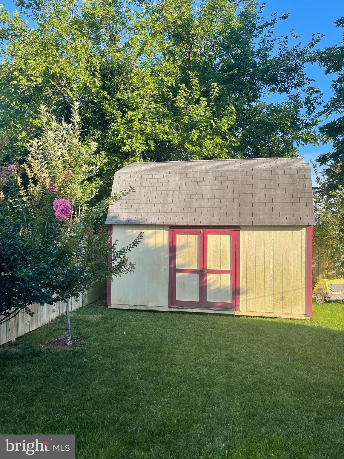 JOHNSONS HILL - Residential Lease