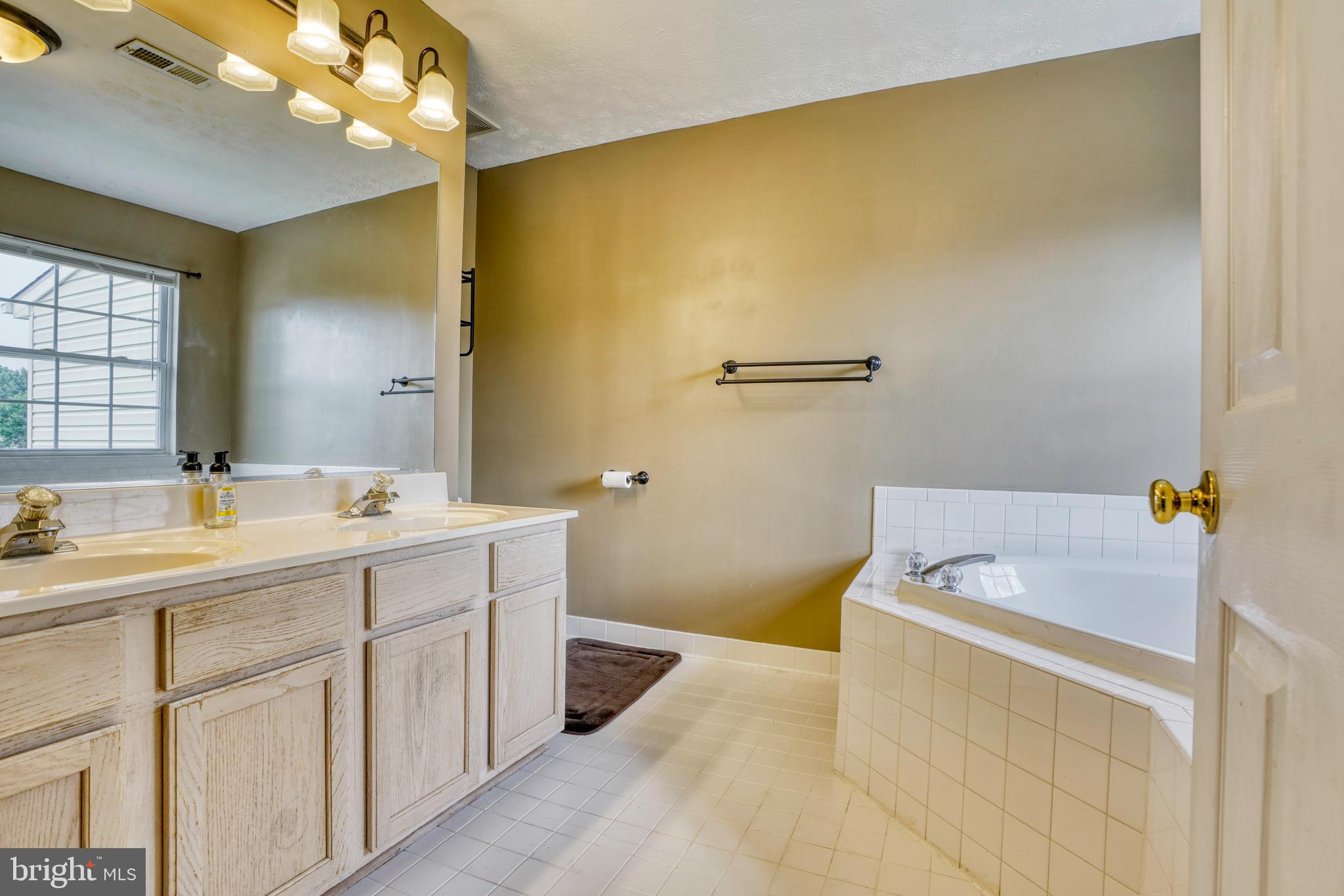 SPENCEOLA FARMS - Residential