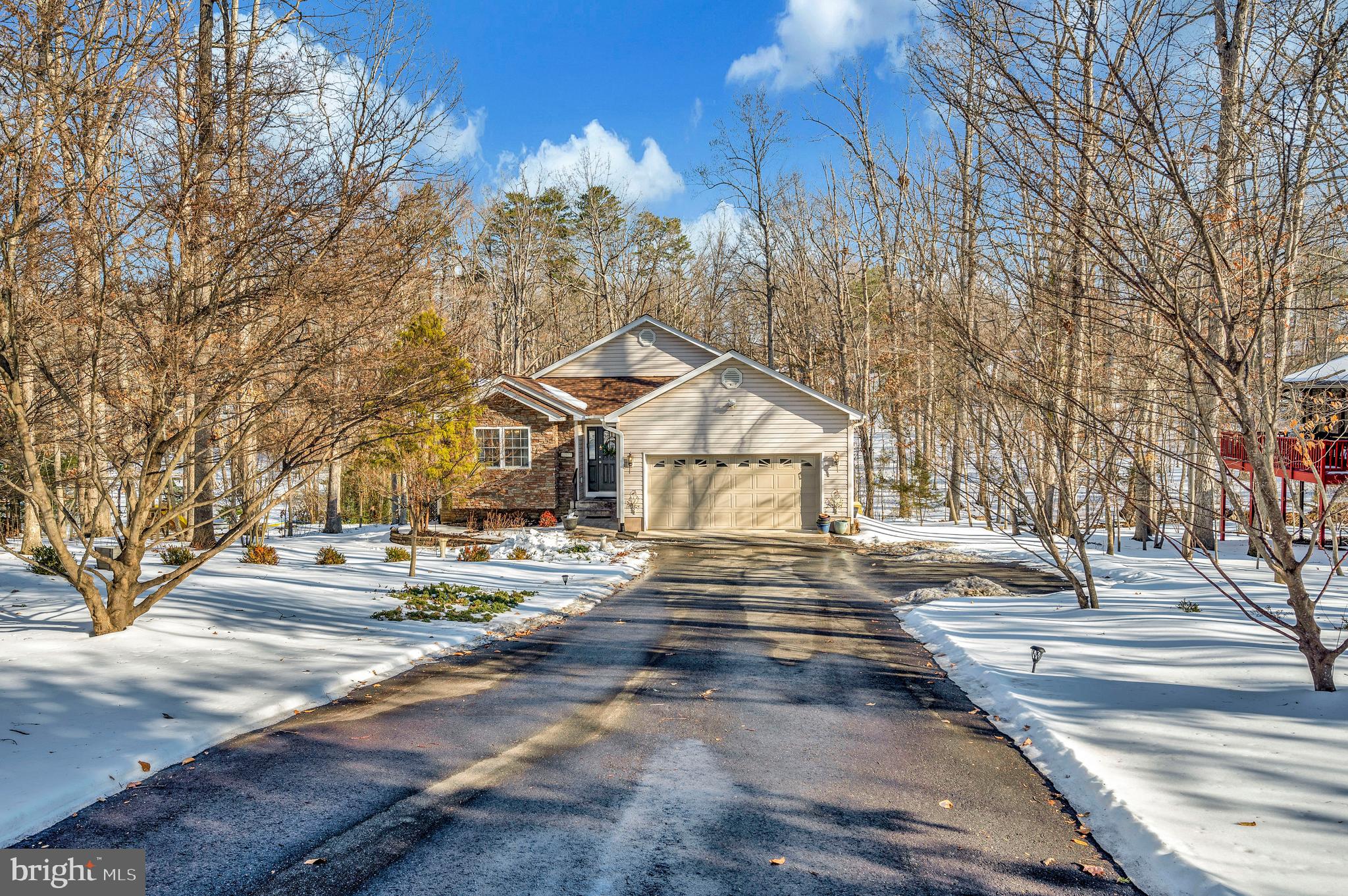 LAKE OF THE WOODS - Residential