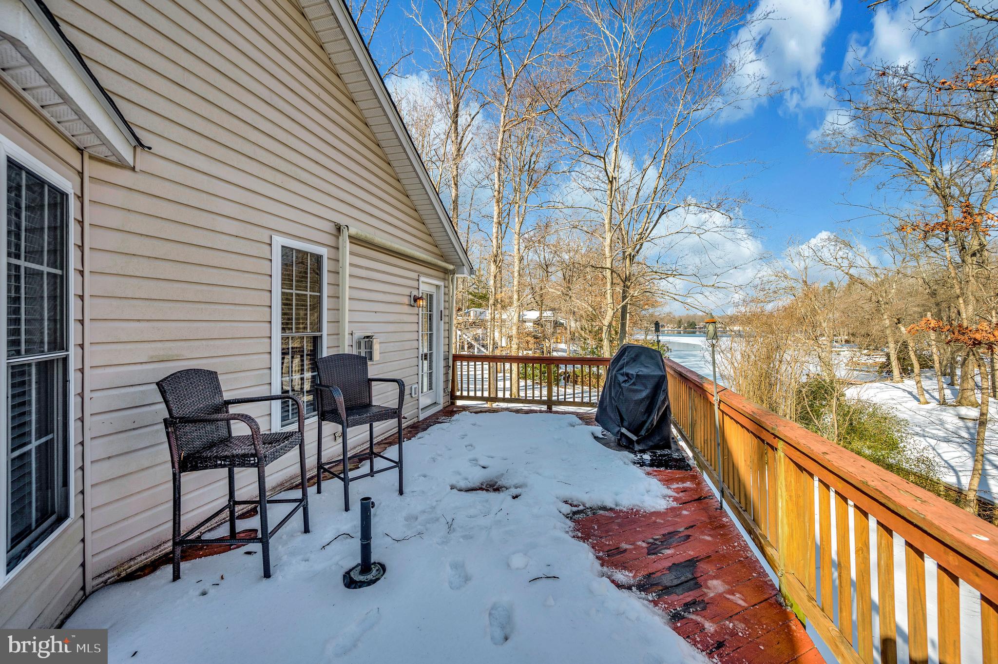 LAKE OF THE WOODS - Residential