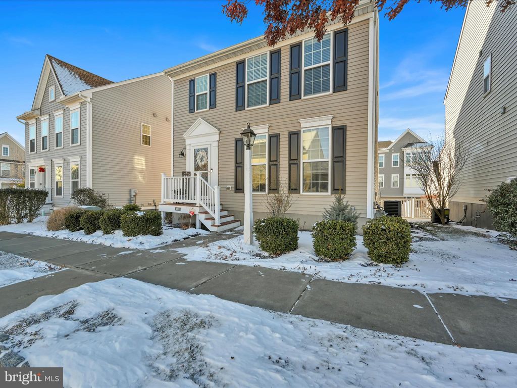 Photo of 1002 Ashworth Street, MOUNT JOY, PA 17552 (MLS # PALA2062608)