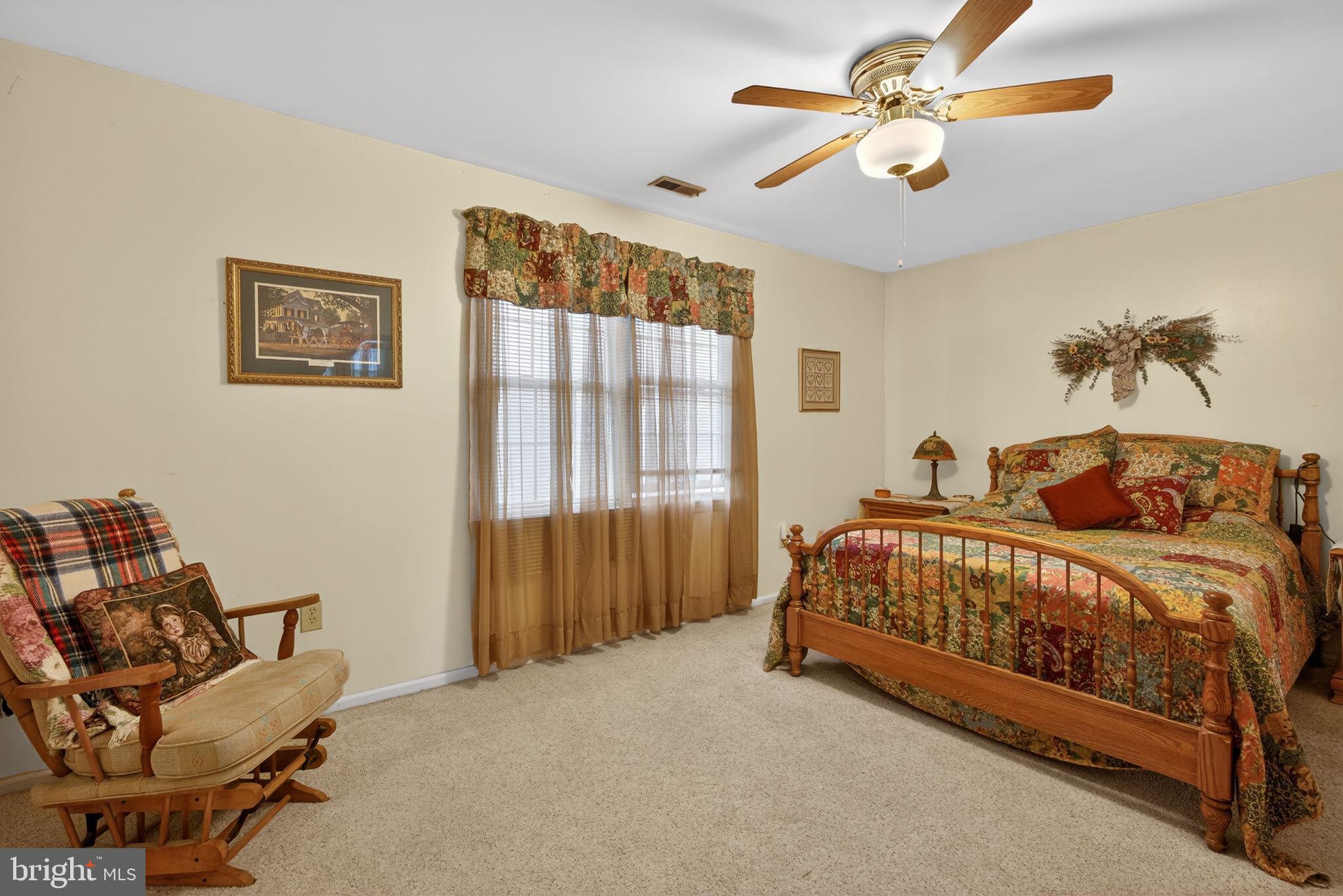 APPLEWOOD - Residential