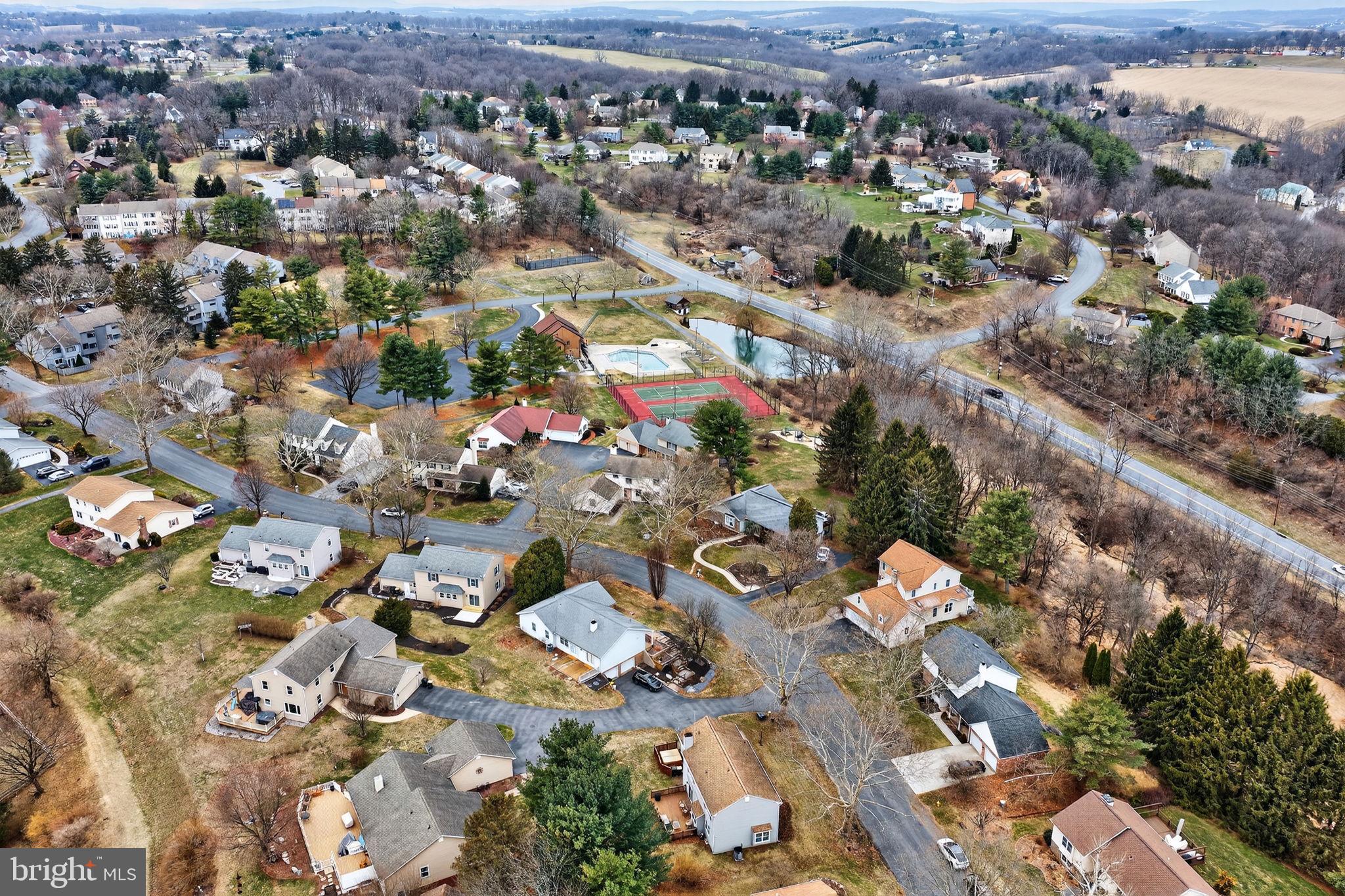 APPLEWOOD - Residential