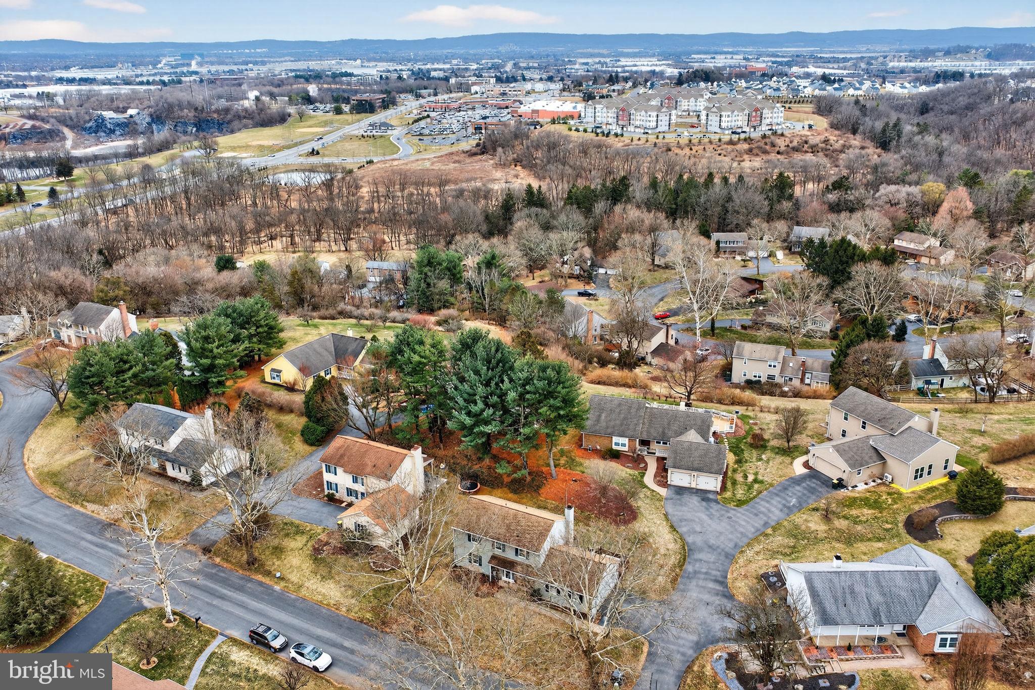 APPLEWOOD - Residential