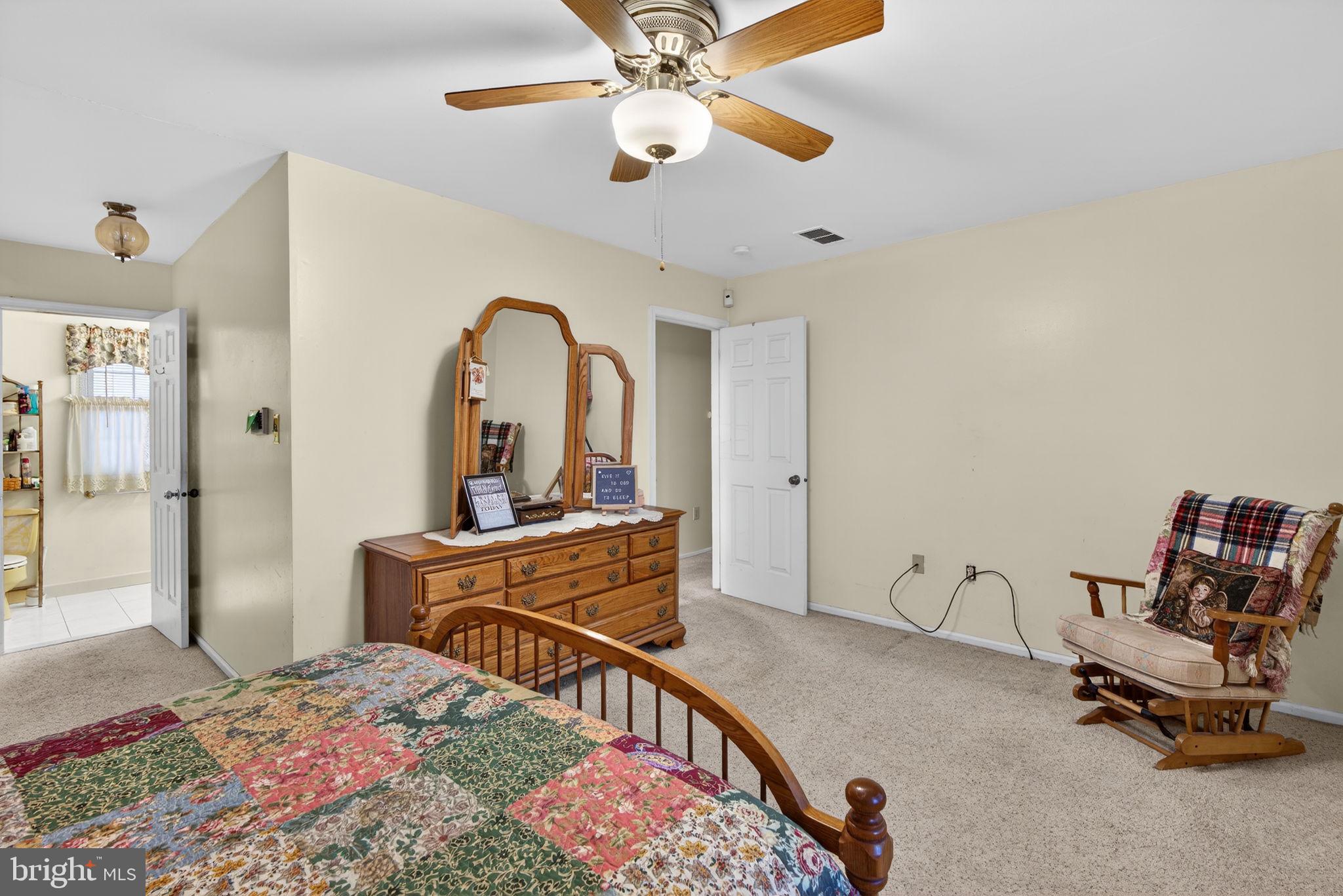 APPLEWOOD - Residential