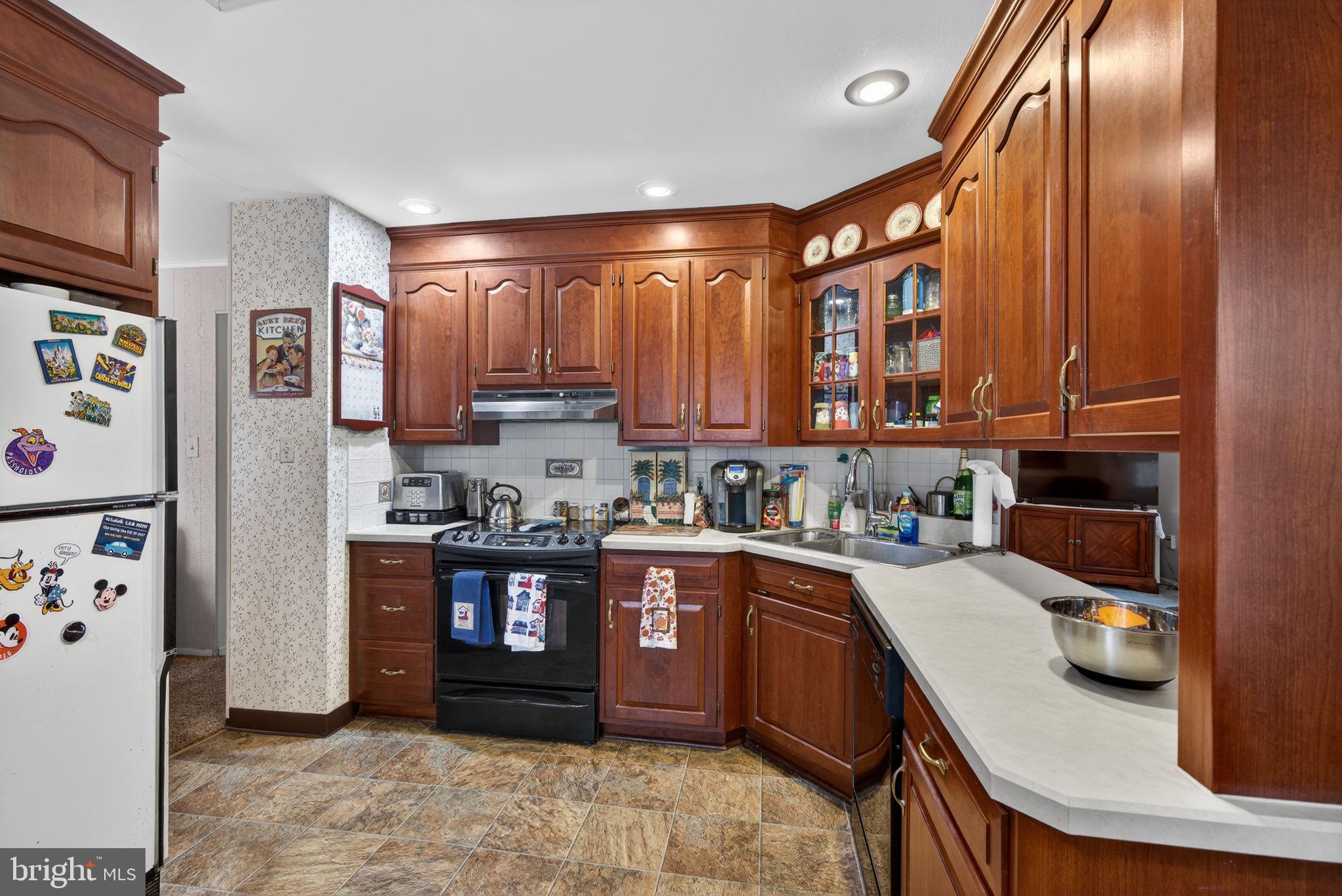 APPLEWOOD - Residential