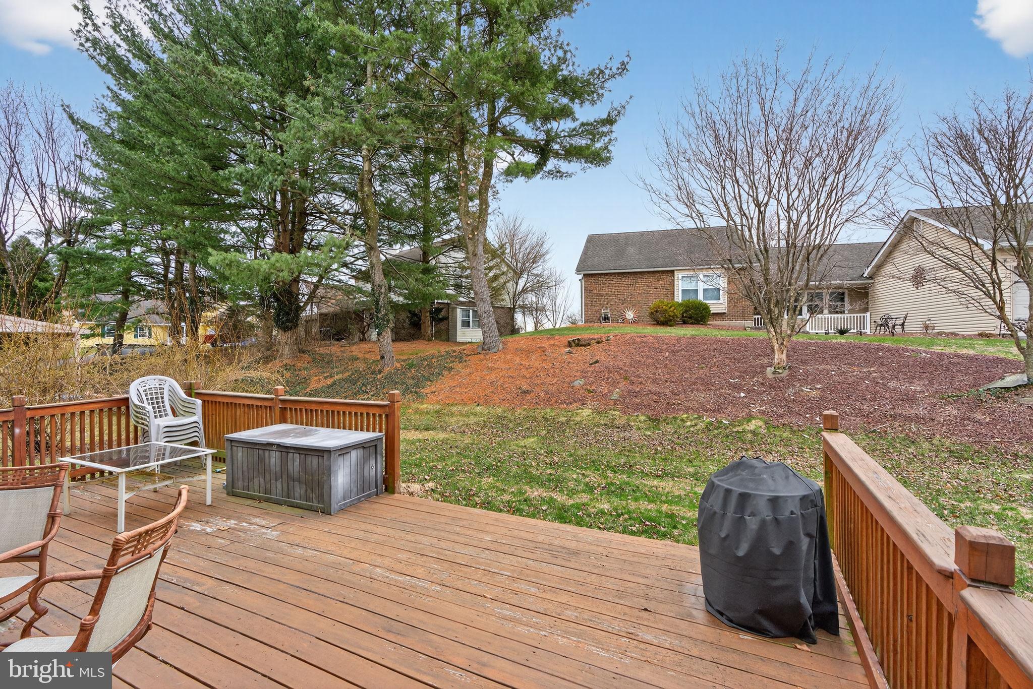 APPLEWOOD - Residential