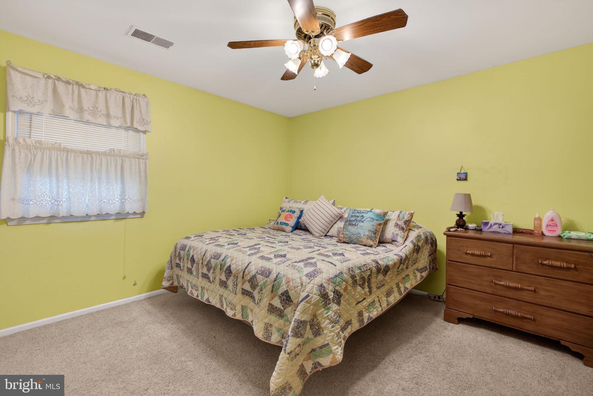 APPLEWOOD - Residential