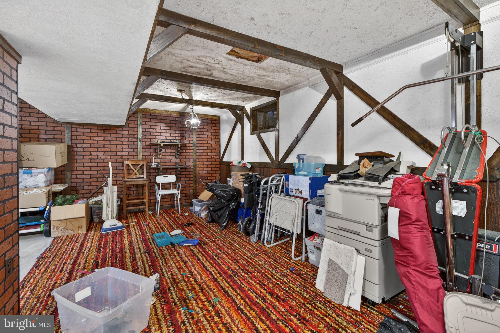 APPLEWOOD - Residential