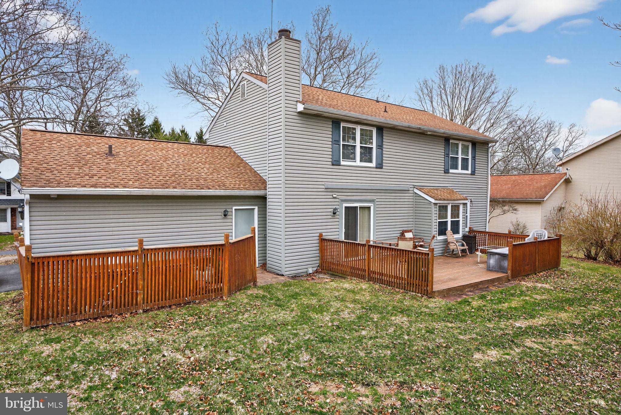 APPLEWOOD - Residential