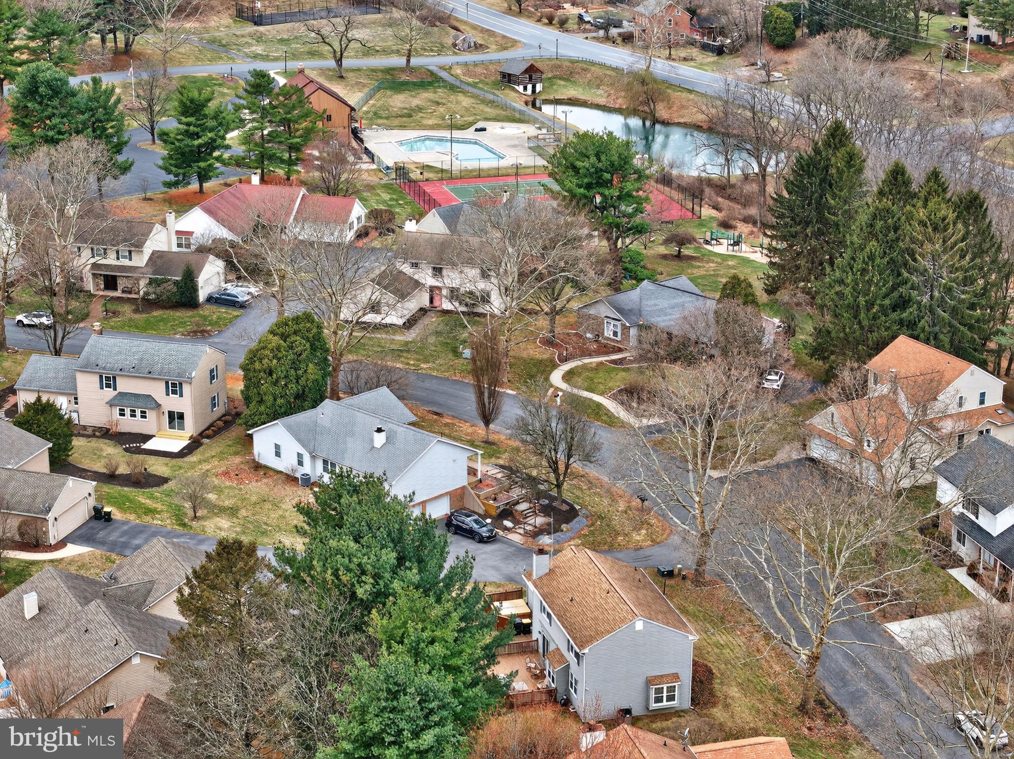 APPLEWOOD - Residential