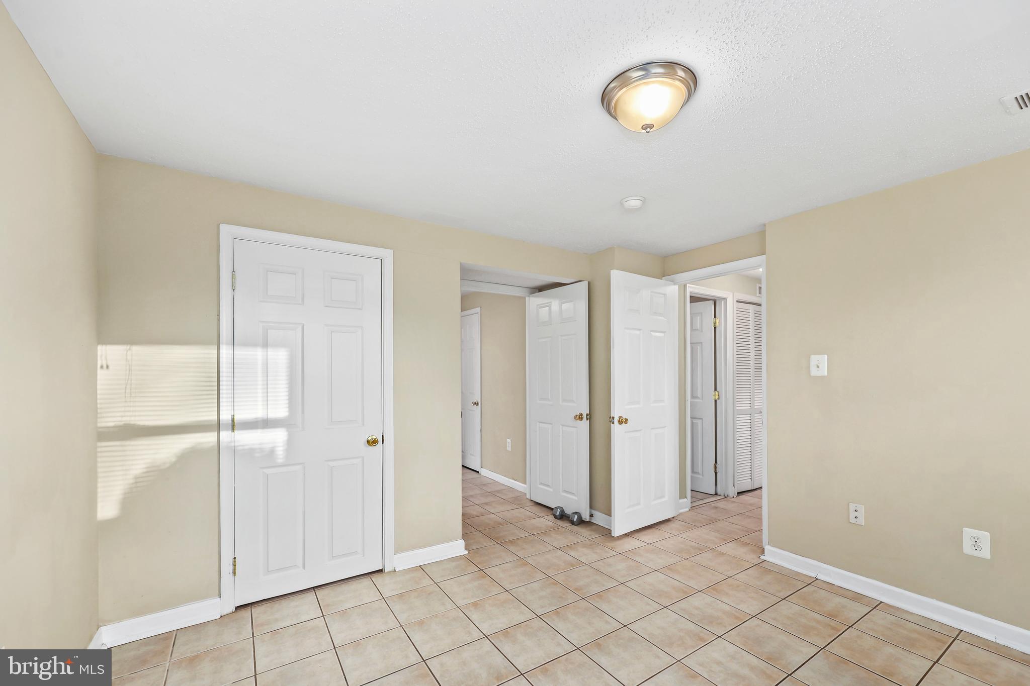 DALE CITY - Residential