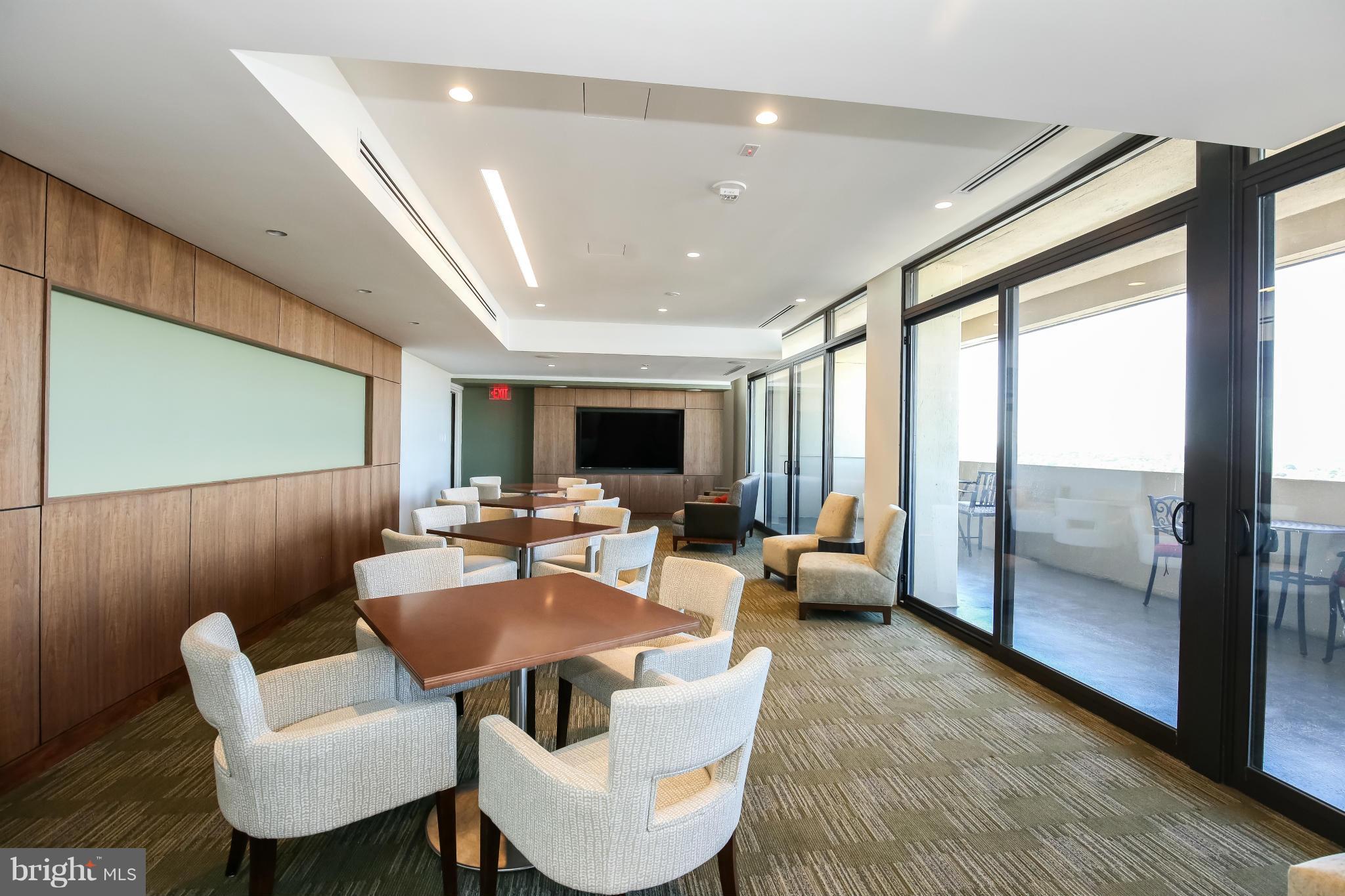 ALEXANDRIA HOUSE - Residential