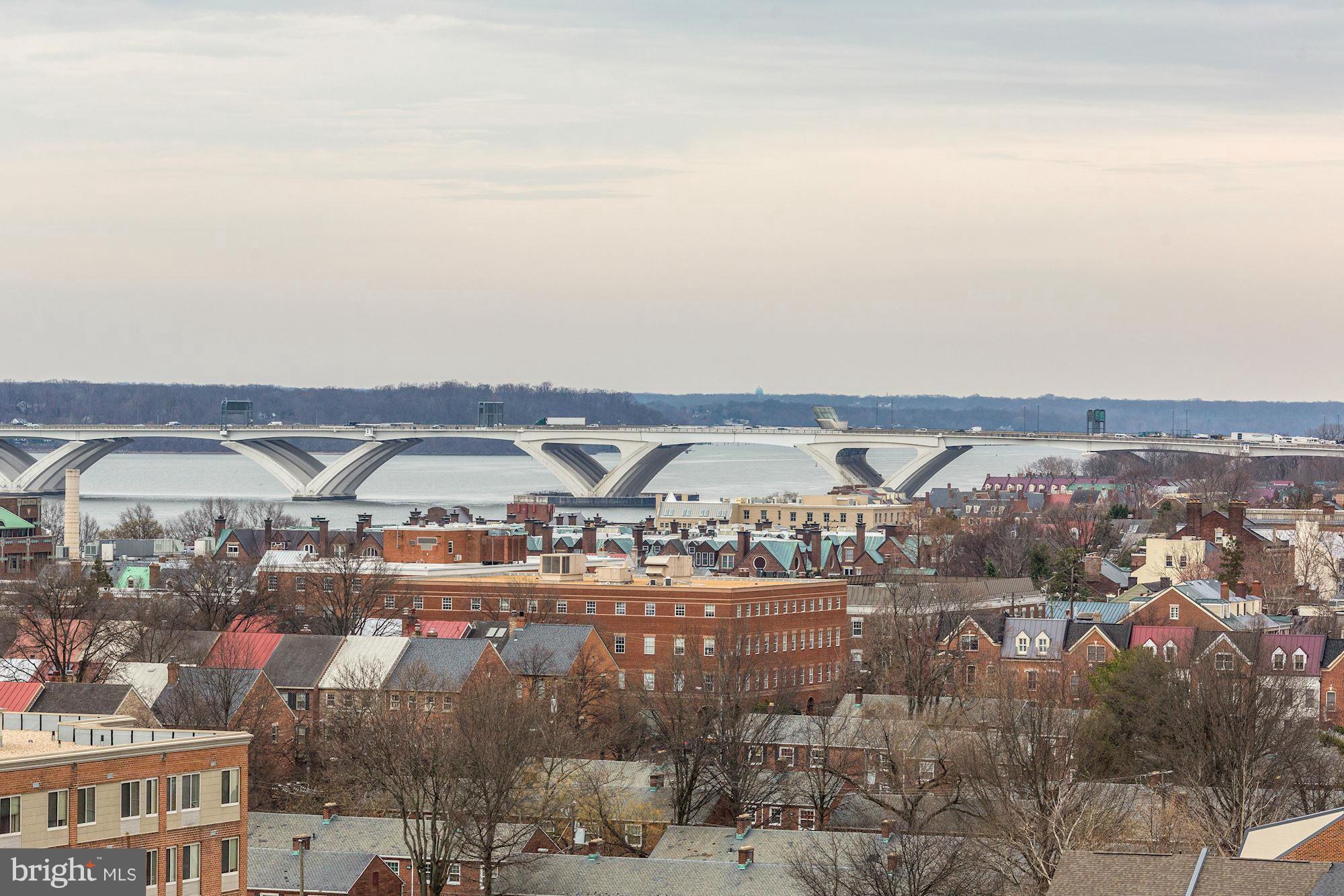 ALEXANDRIA HOUSE - Residential