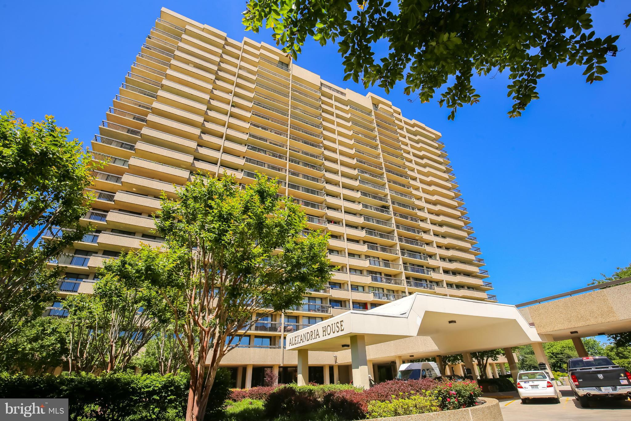 ALEXANDRIA HOUSE - Residential