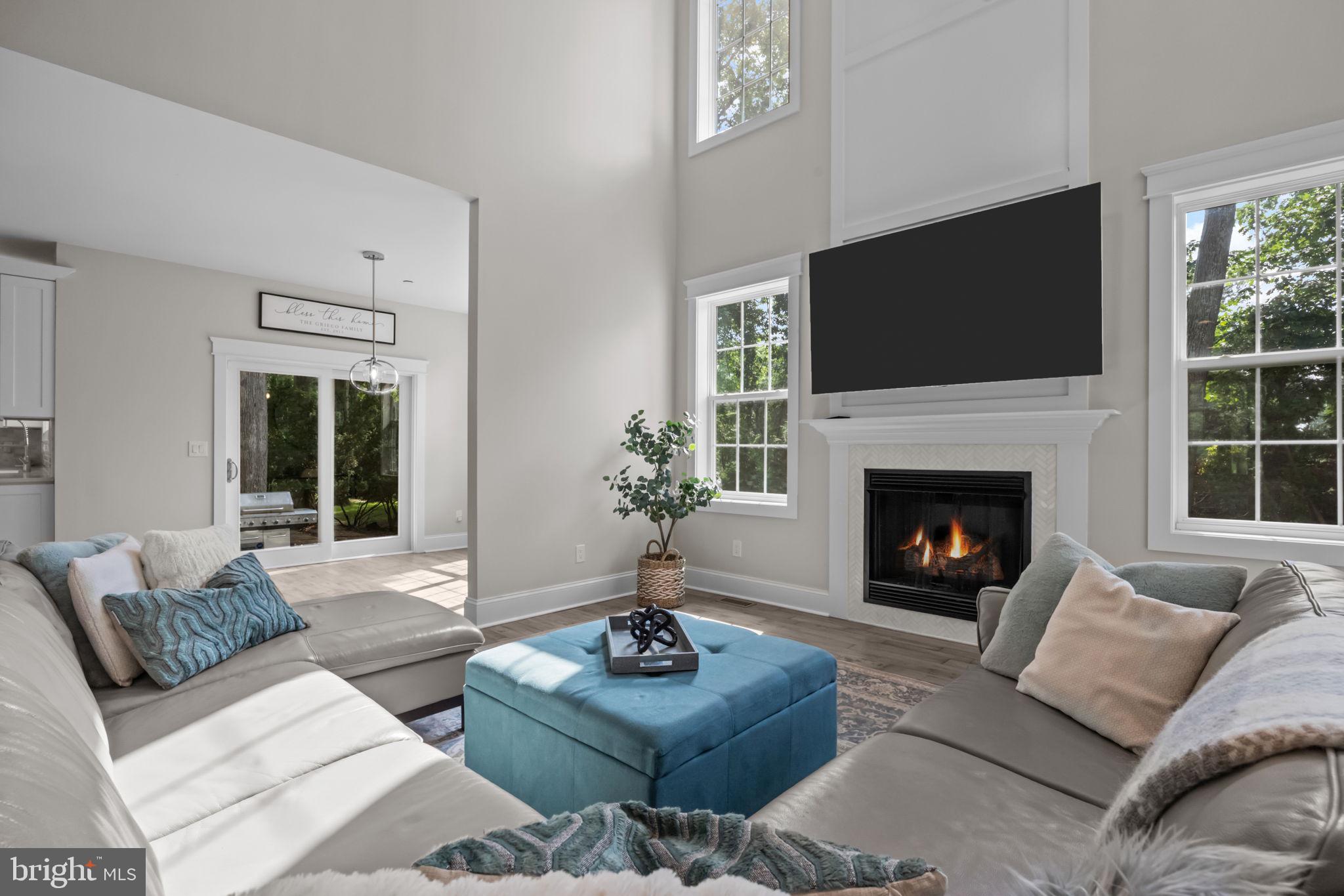 INDIAN SPRINGS - Residential