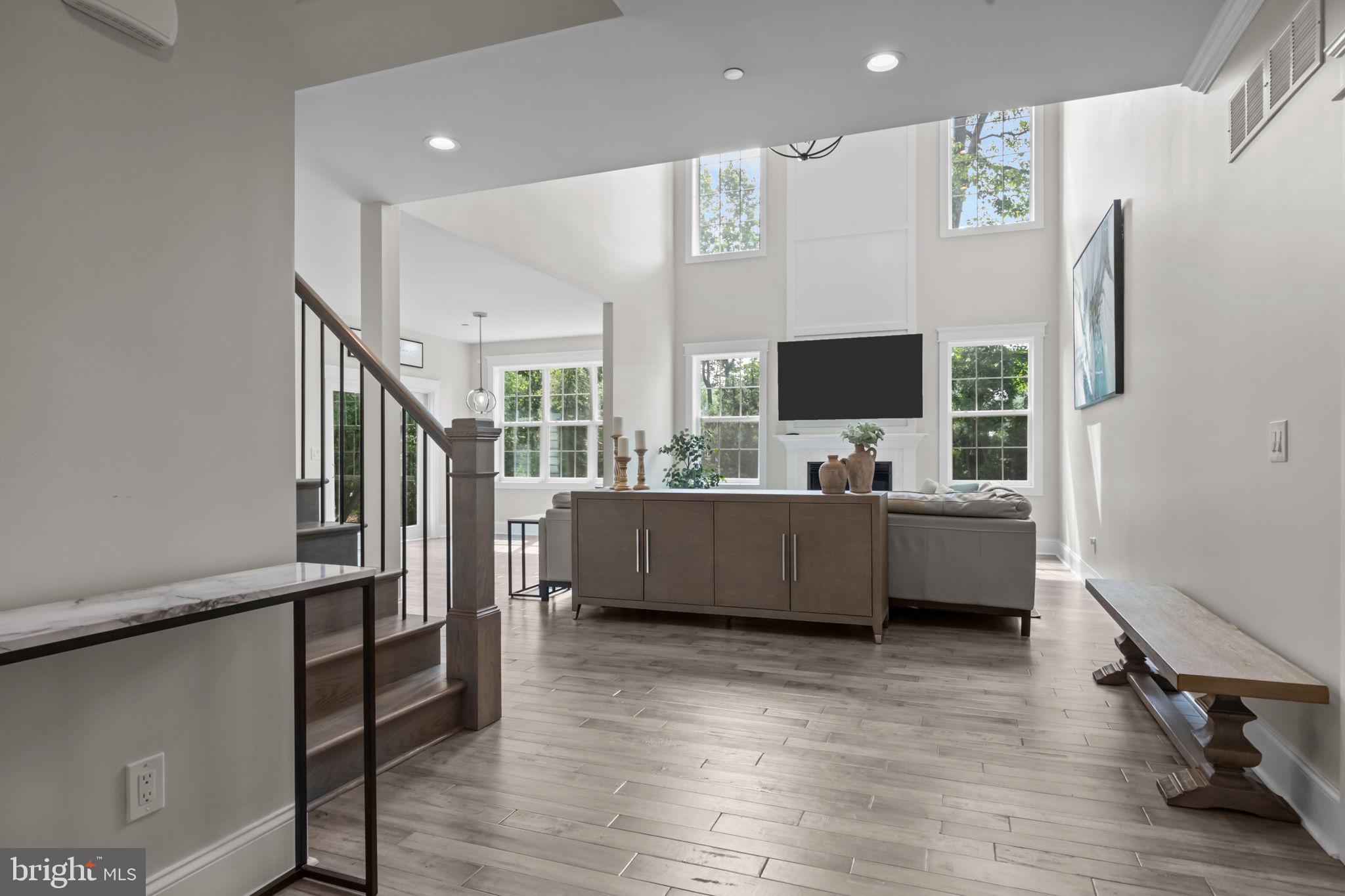 INDIAN SPRINGS - Residential