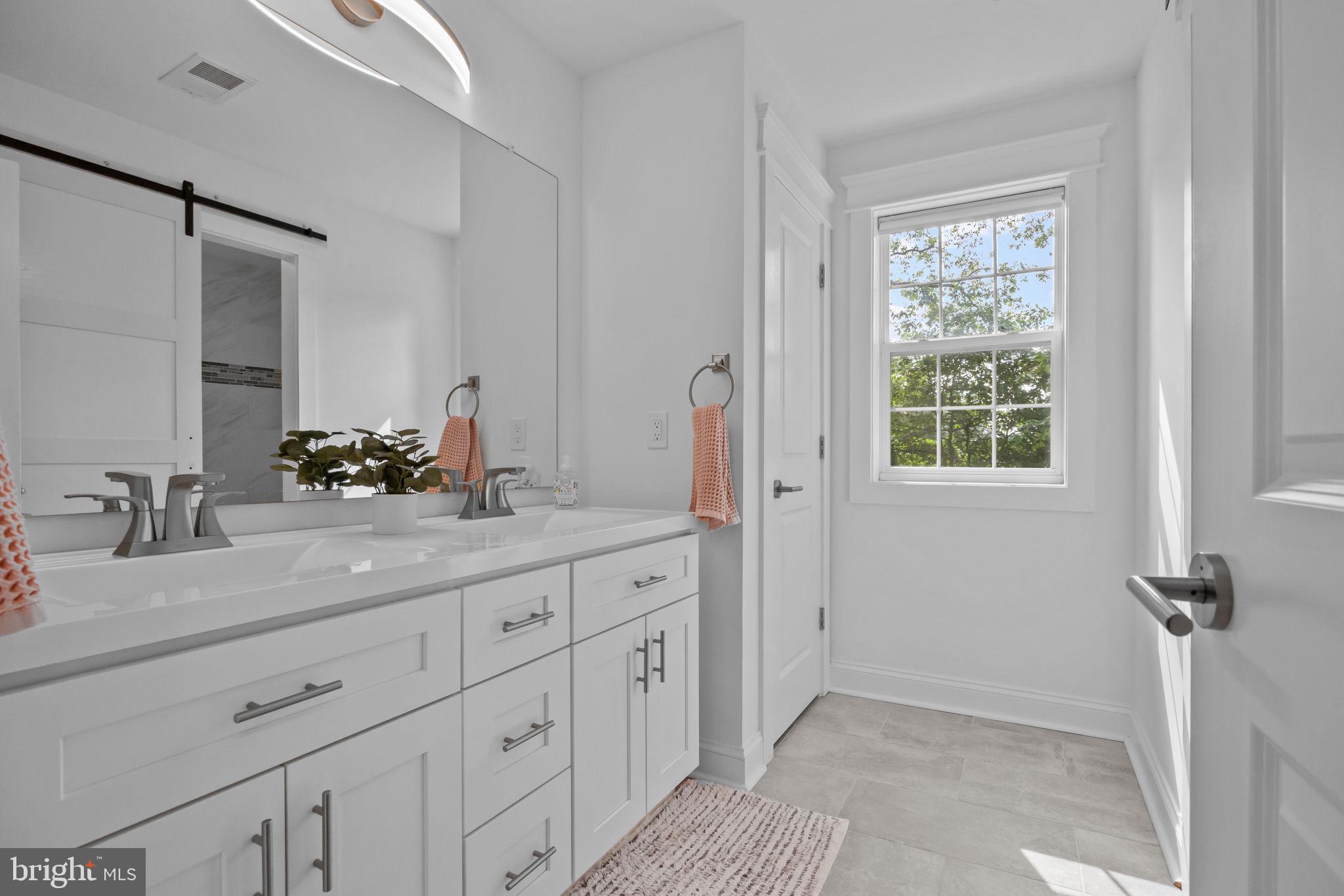 INDIAN SPRINGS - Residential