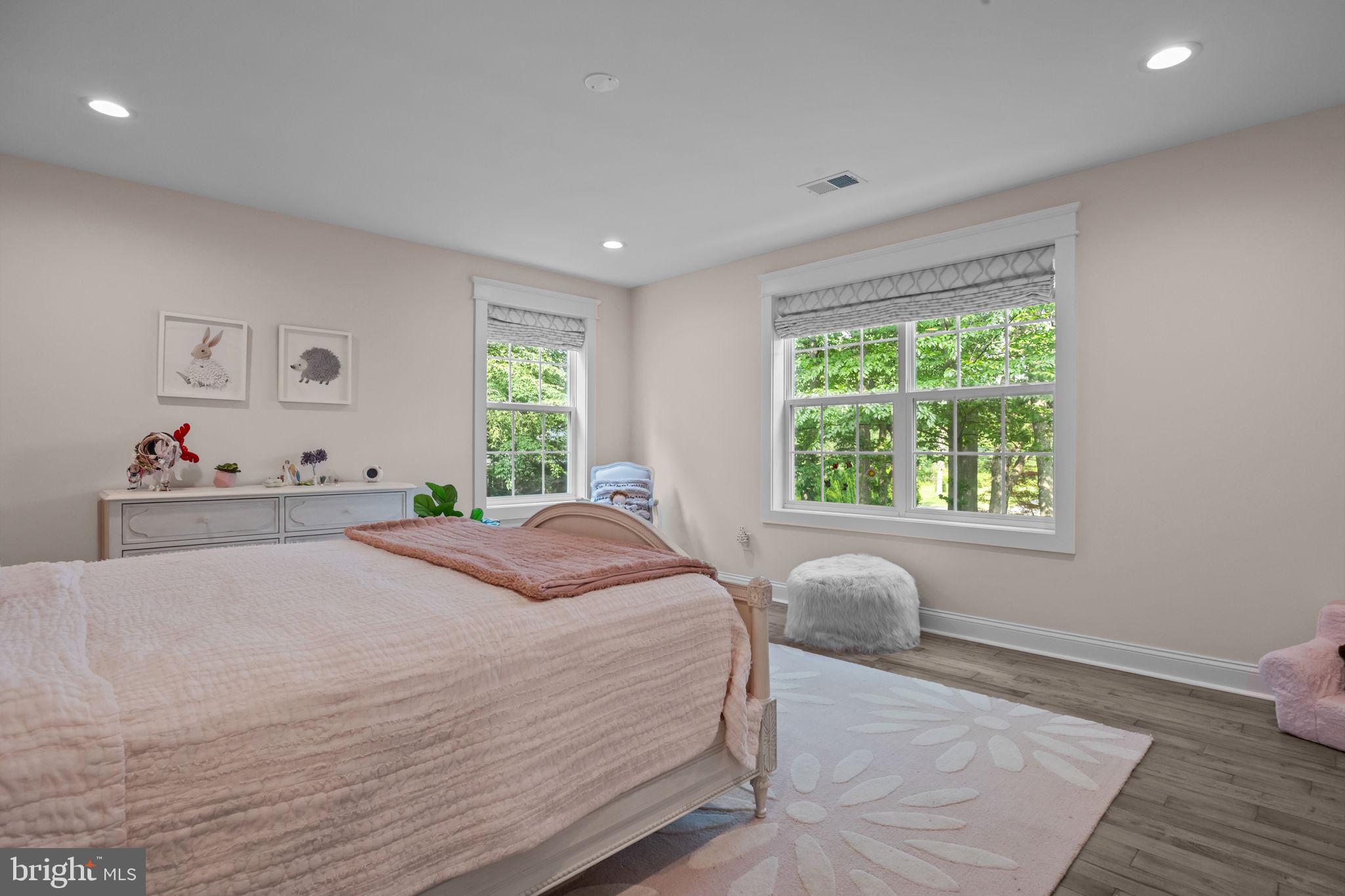 INDIAN SPRINGS - Residential