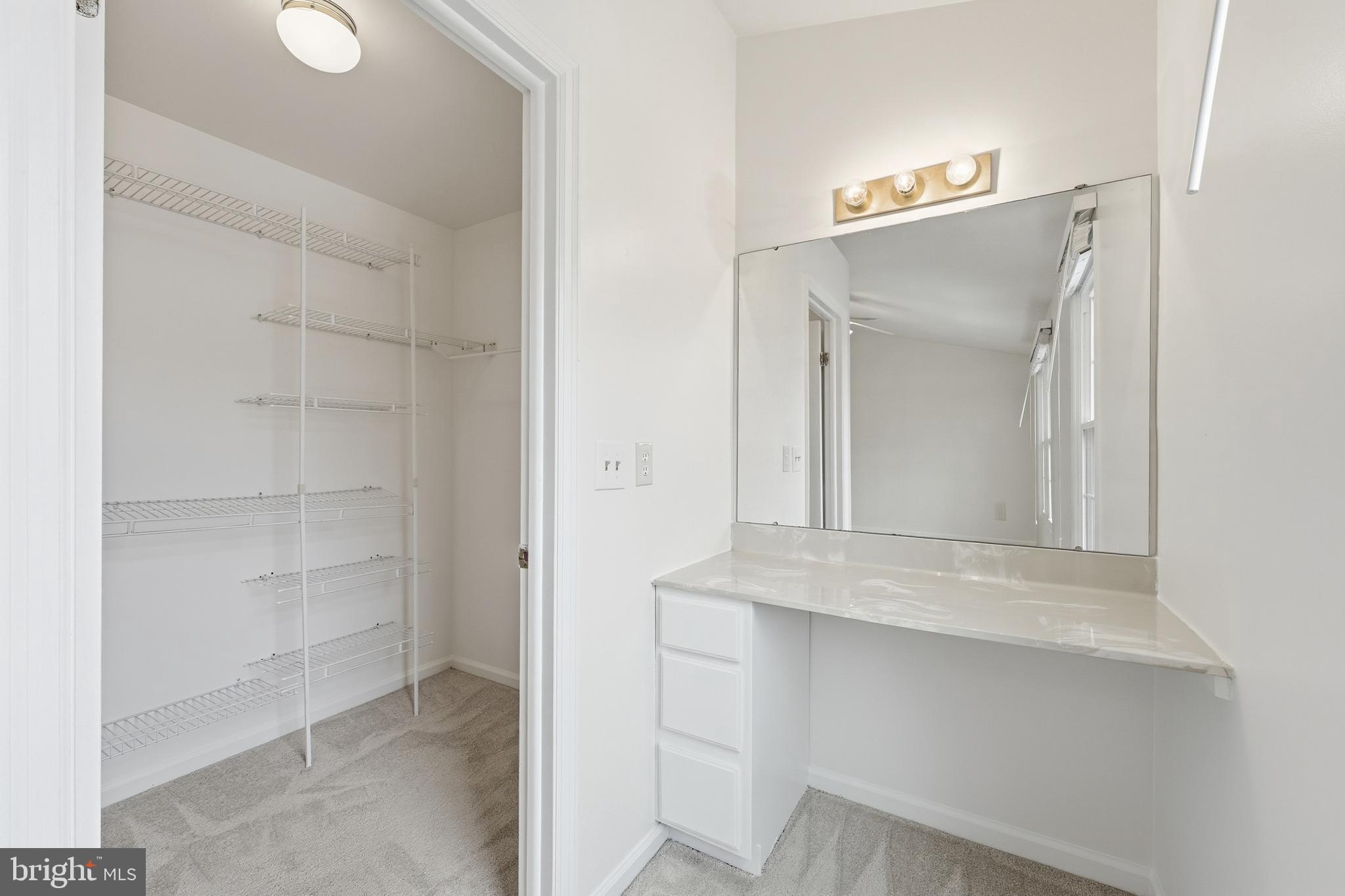 CENTRE RIDGE - Residential