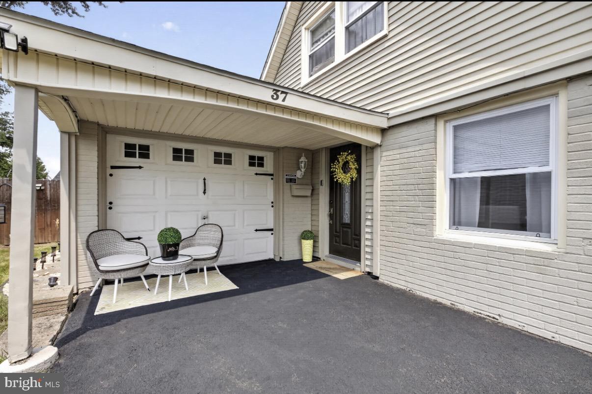 37 PRINCETON LANE