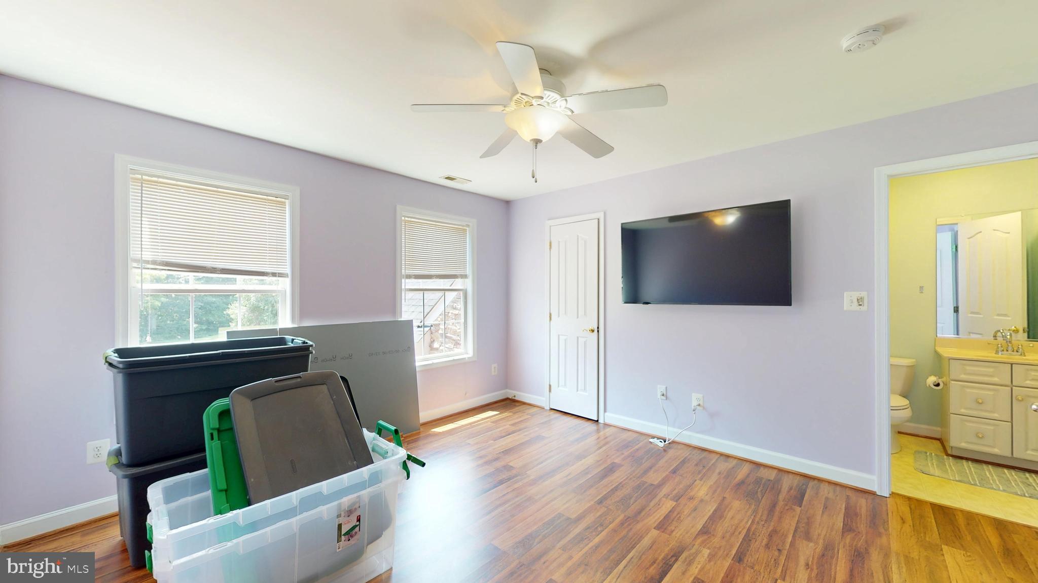 AMBERLEIGH FARMS - Residential