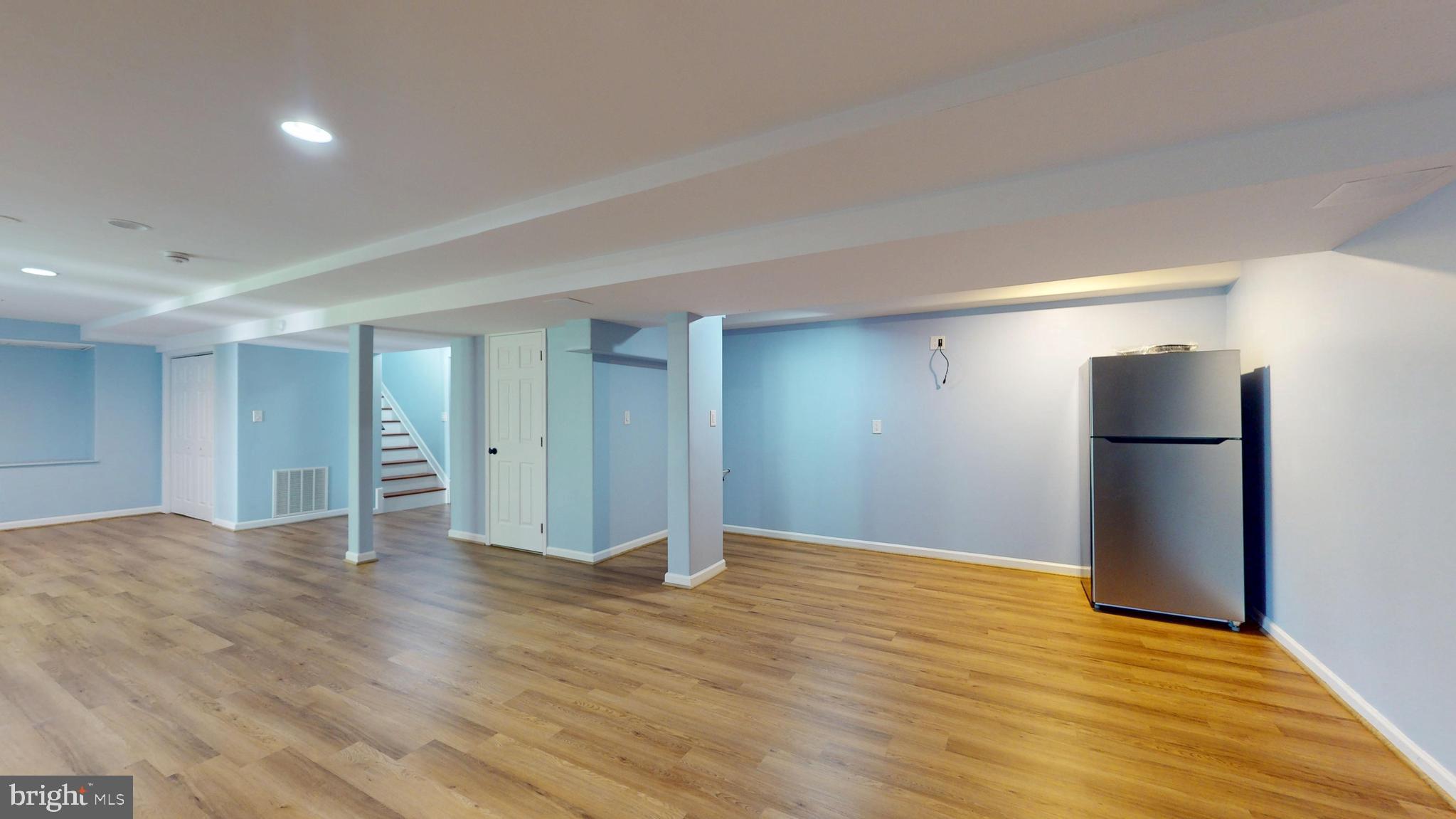 AMBERLEIGH FARMS - Residential