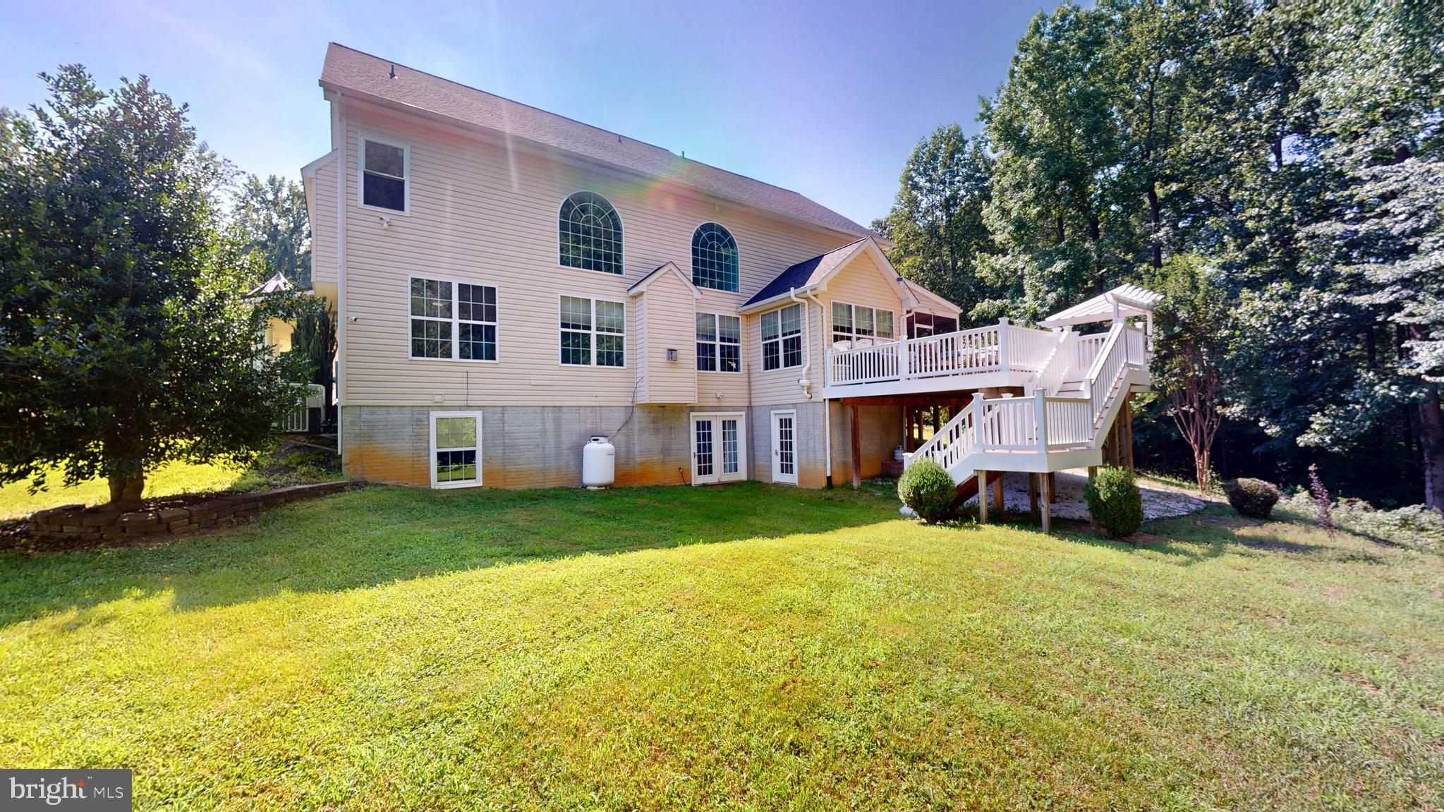 AMBERLEIGH FARMS - Residential