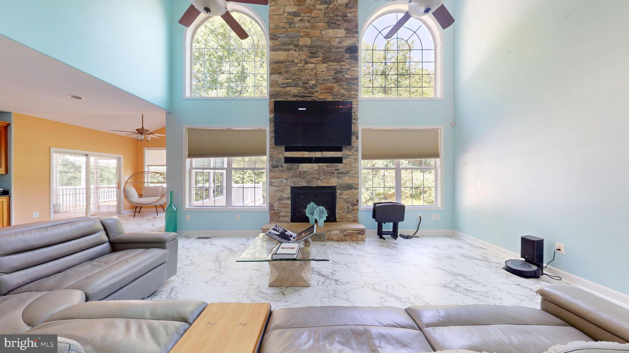 AMBERLEIGH FARMS - Residential