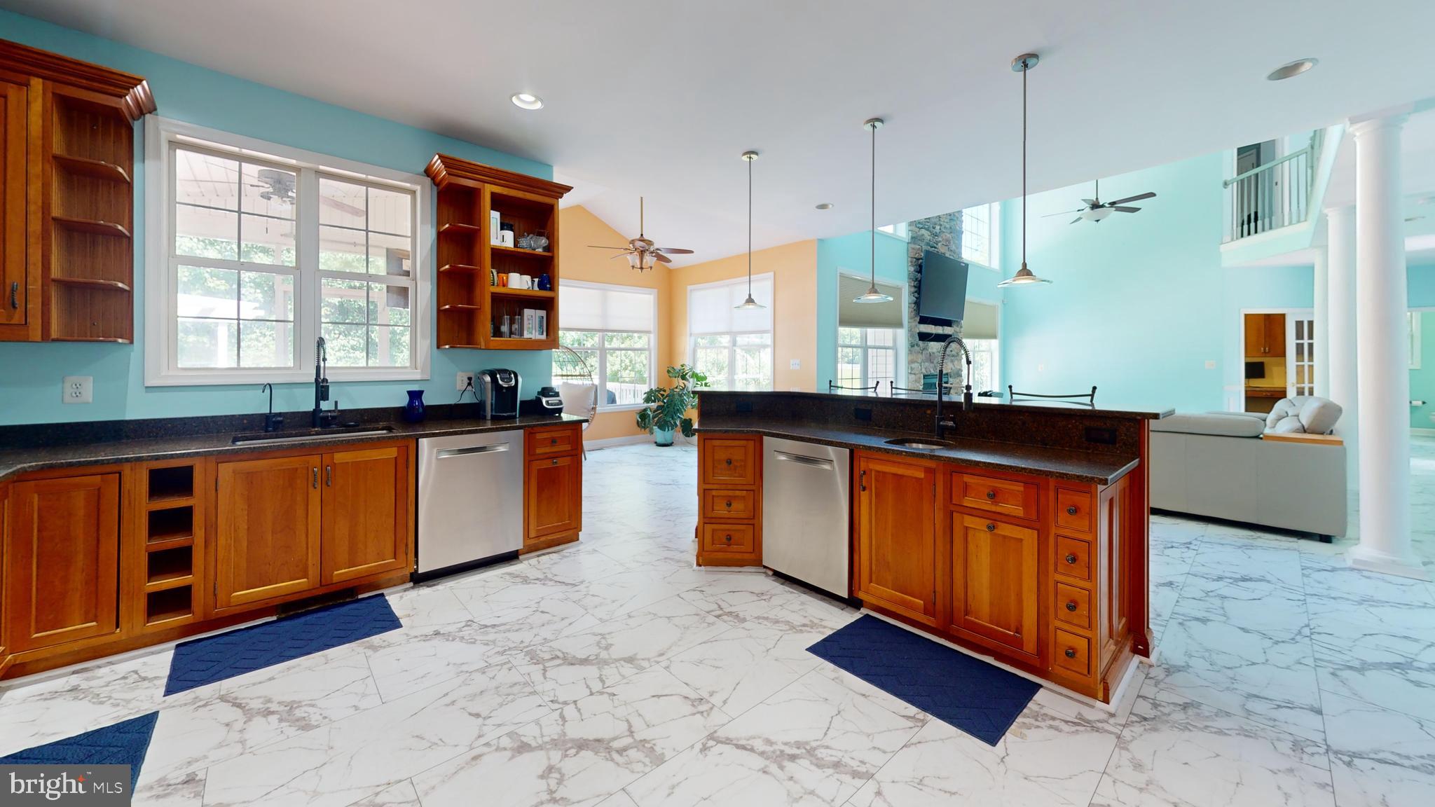 AMBERLEIGH FARMS - Residential