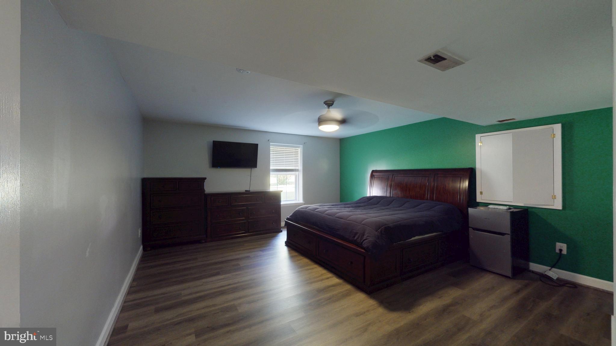 AMBERLEIGH FARMS - Residential