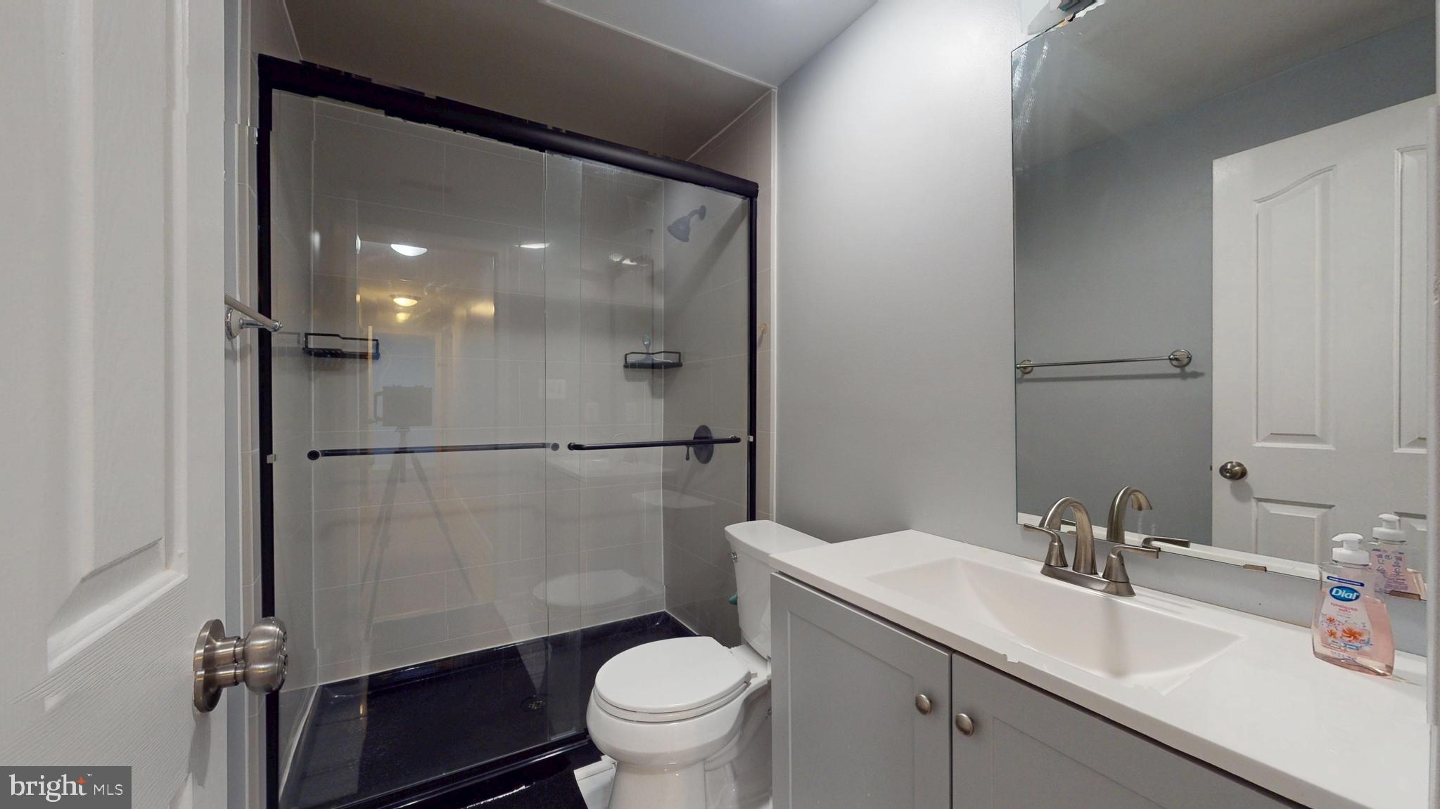 AMBERLEIGH FARMS - Residential