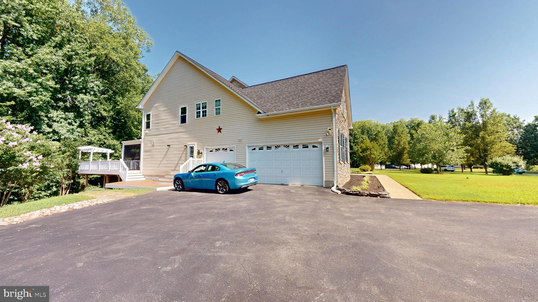 AMBERLEIGH FARMS - Residential