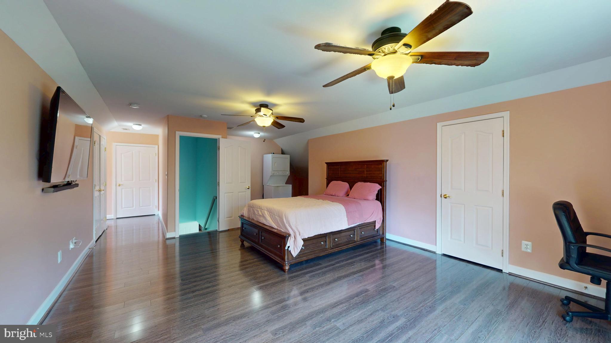 AMBERLEIGH FARMS - Residential