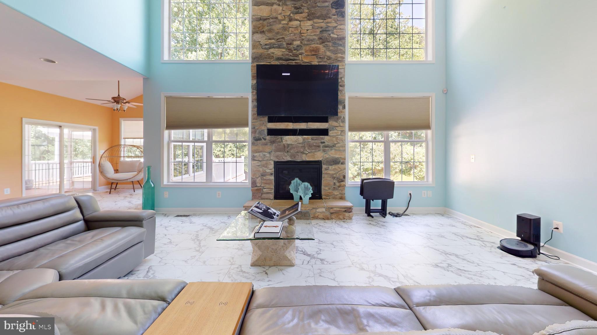 AMBERLEIGH FARMS - Residential