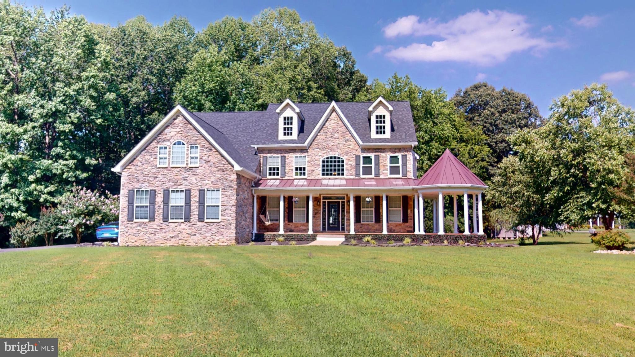 AMBERLEIGH FARMS - Residential