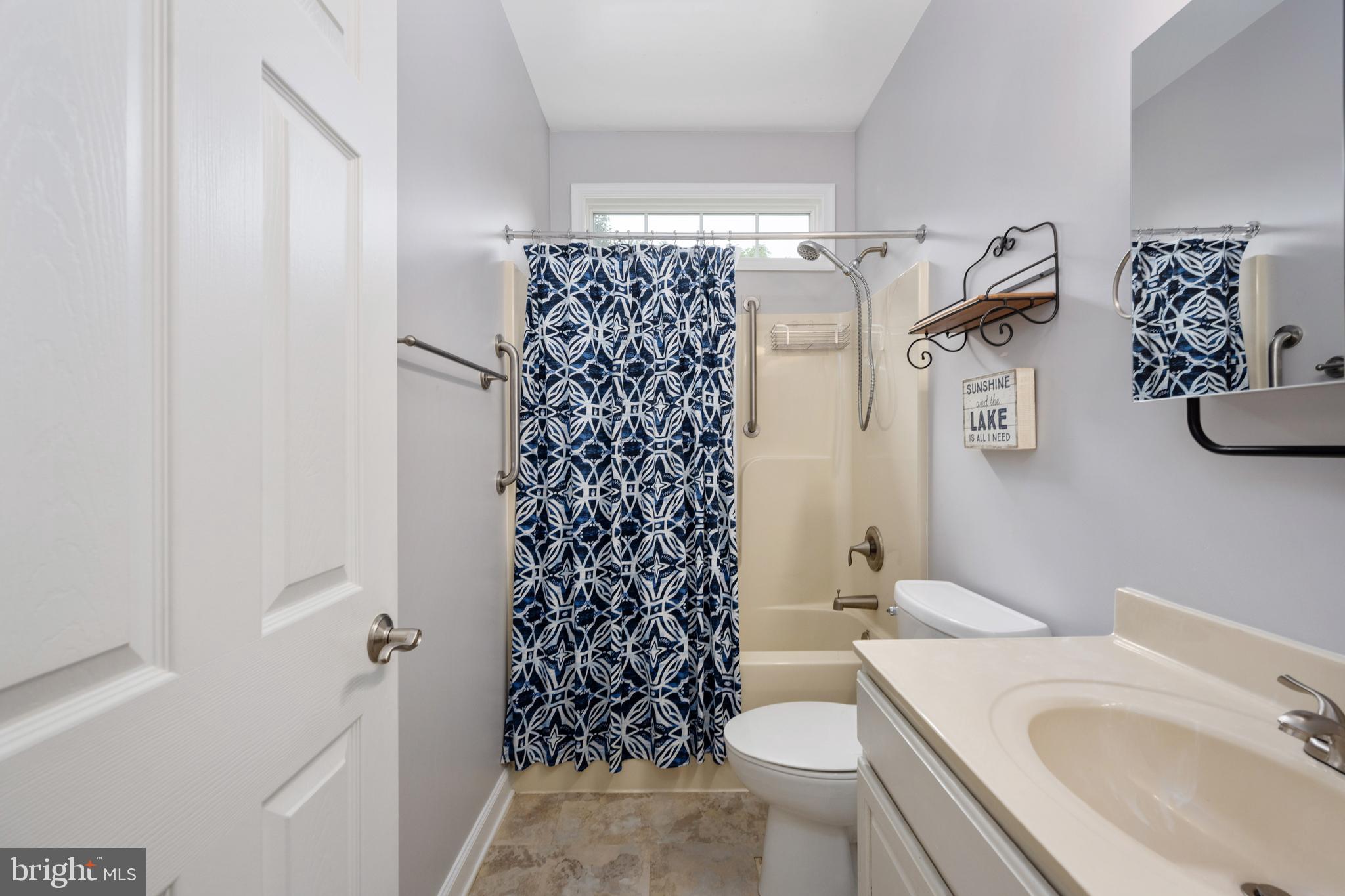 LAKE OF THE WOODS - Residential