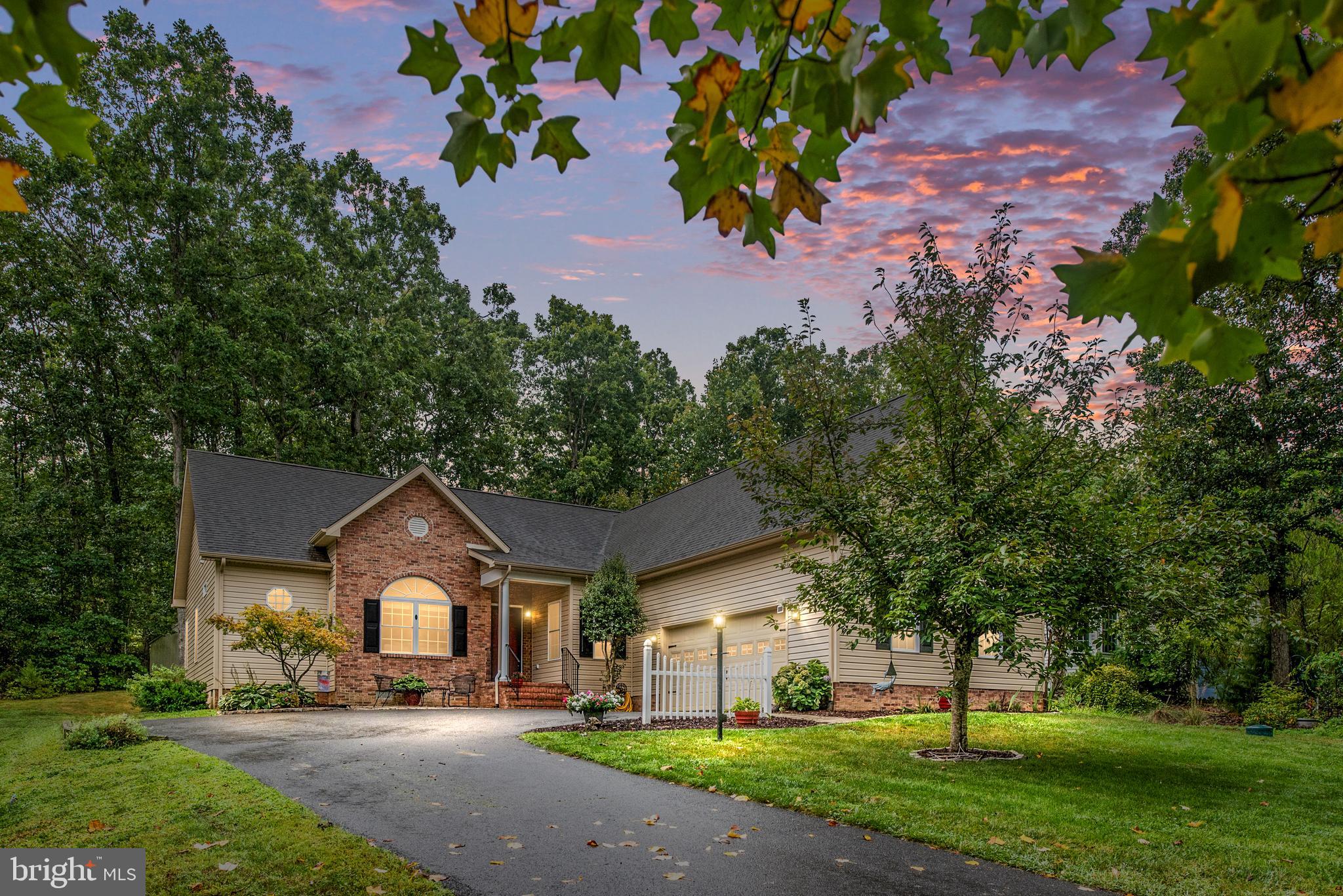 LAKE OF THE WOODS - Residential