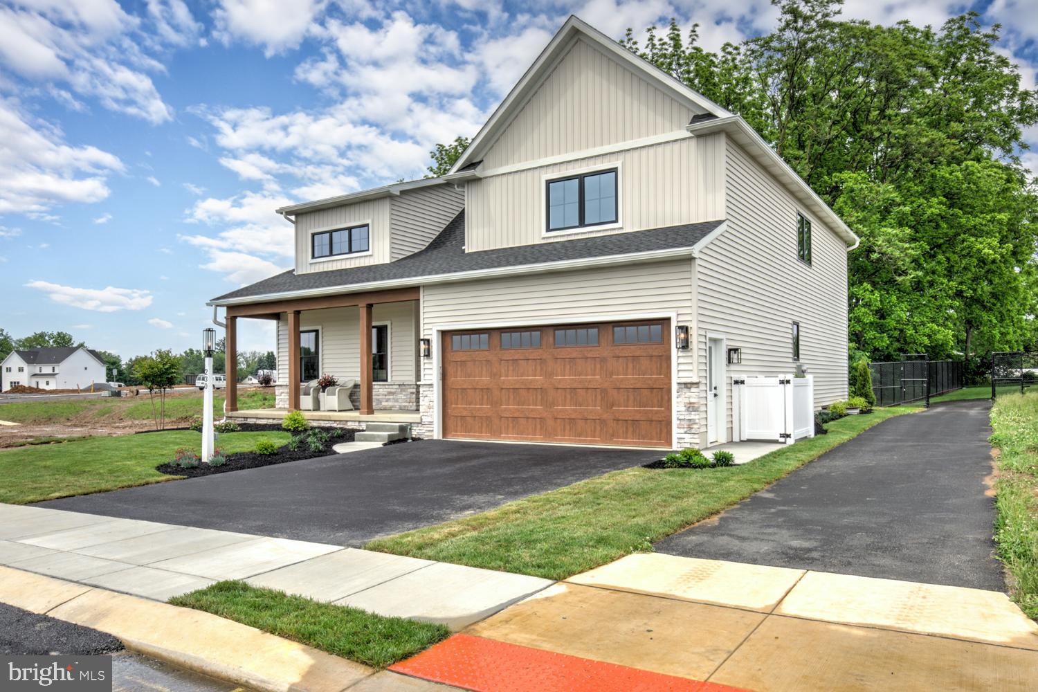 230 PARKSIDE PLACE LOT 21