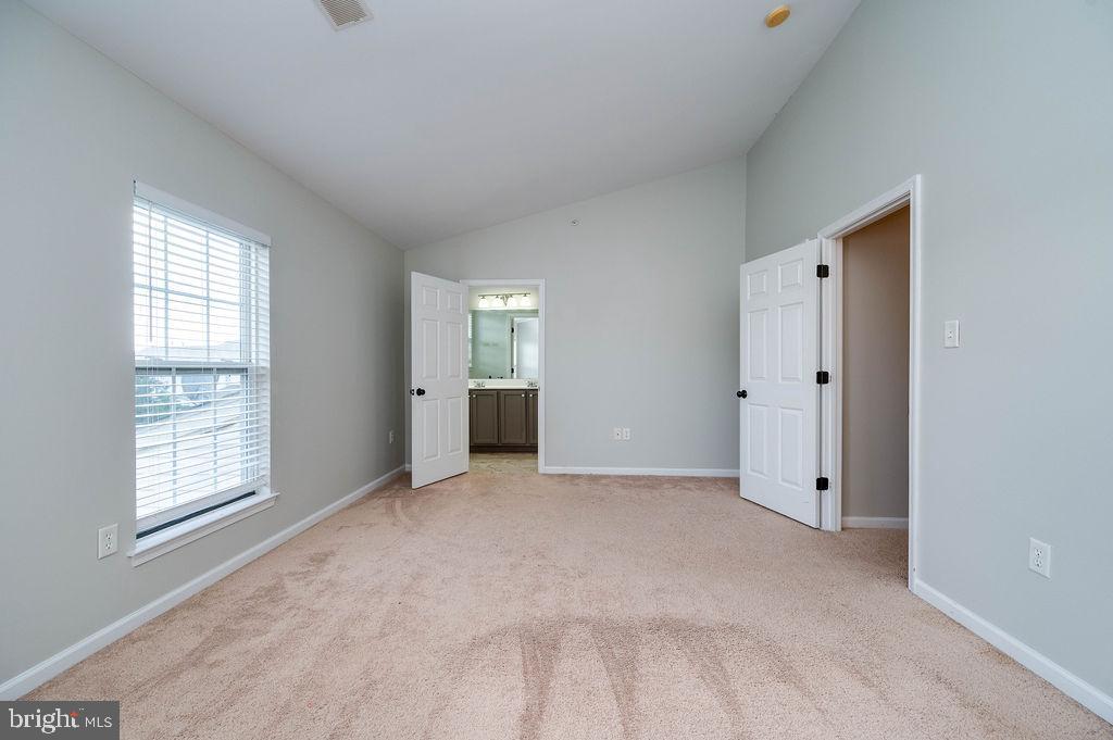 SUNNYBROOK - Residential