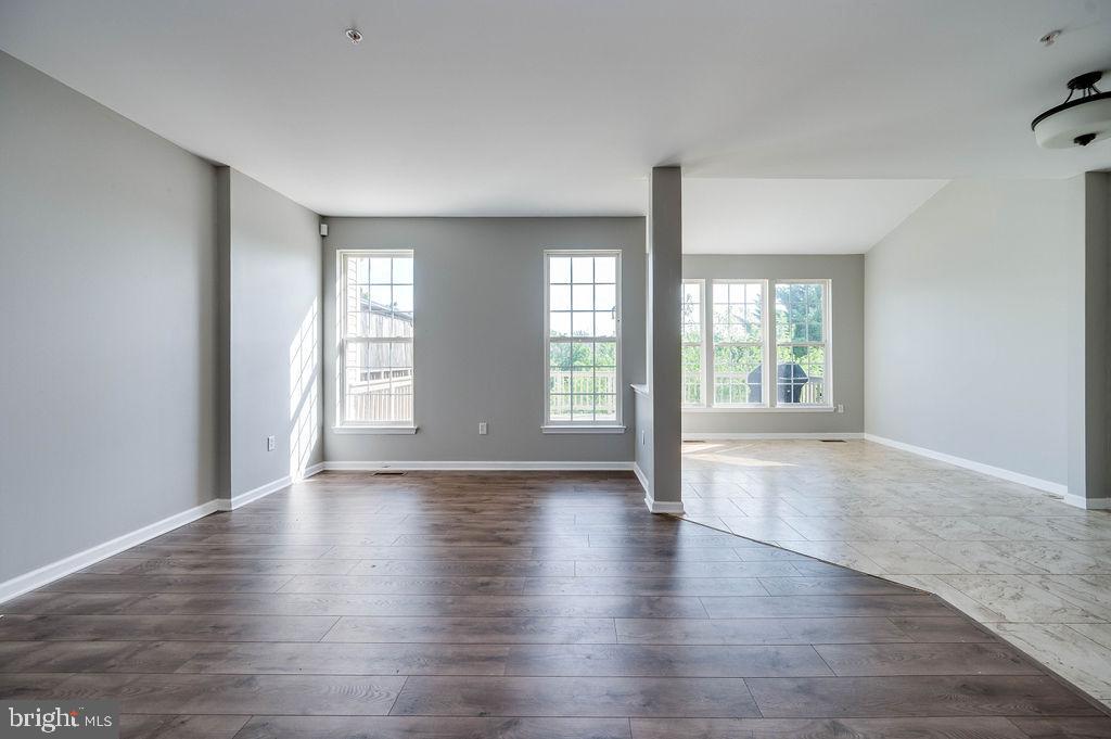 SUNNYBROOK - Residential