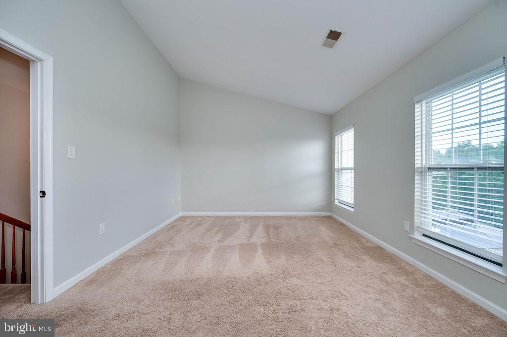 SUNNYBROOK - Residential