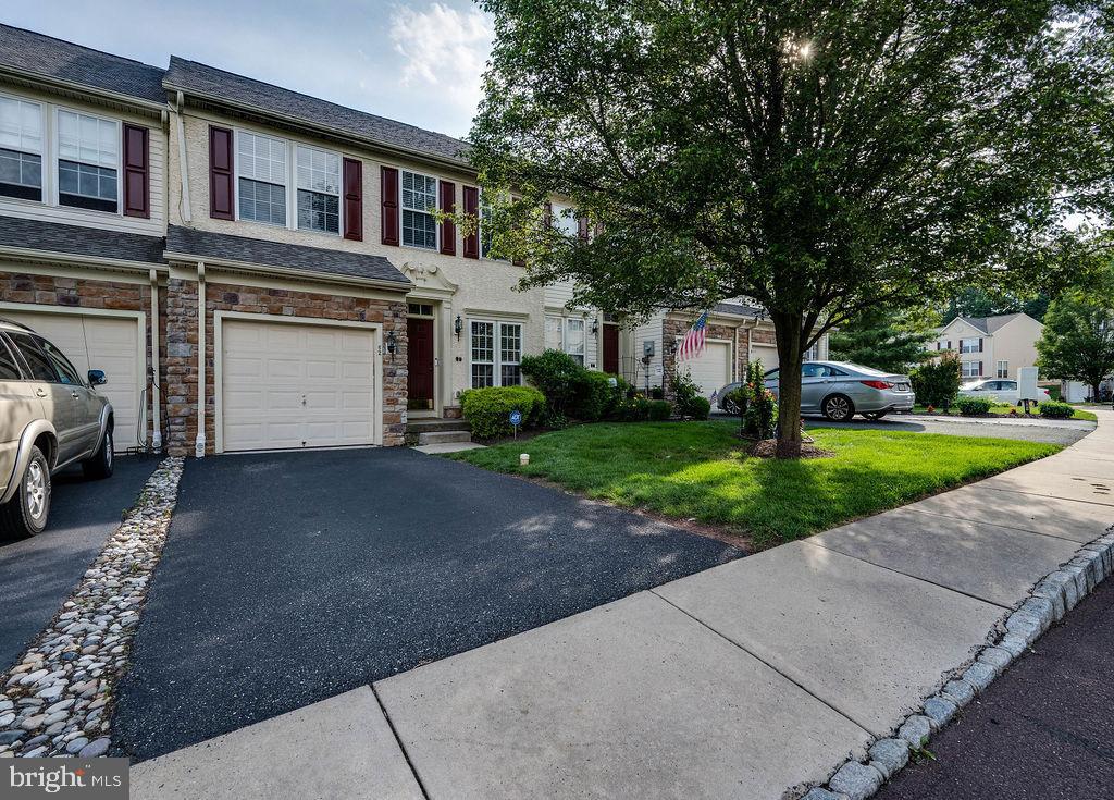 SUNNYBROOK - Residential